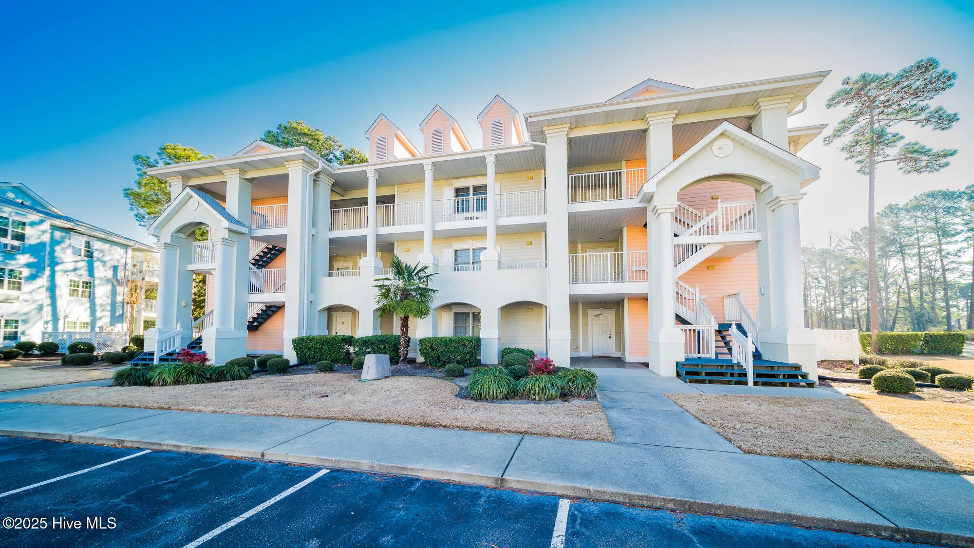 Property Slideshow image 21 of 32 | 330 s middleton dr 508, Calabash, NC, 28467