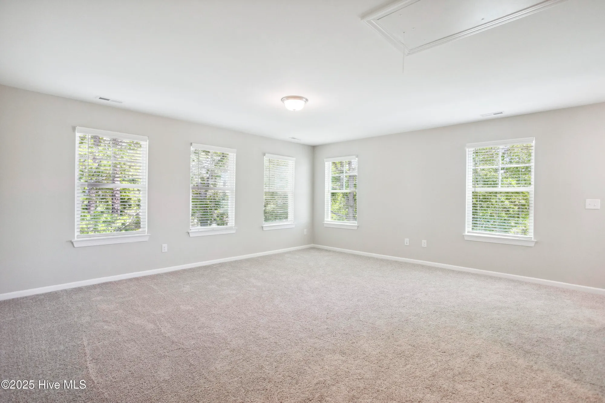 Property Slideshow image 28 of 50 | 304 lusterleaf ln 2, Shallotte, NC, 28470