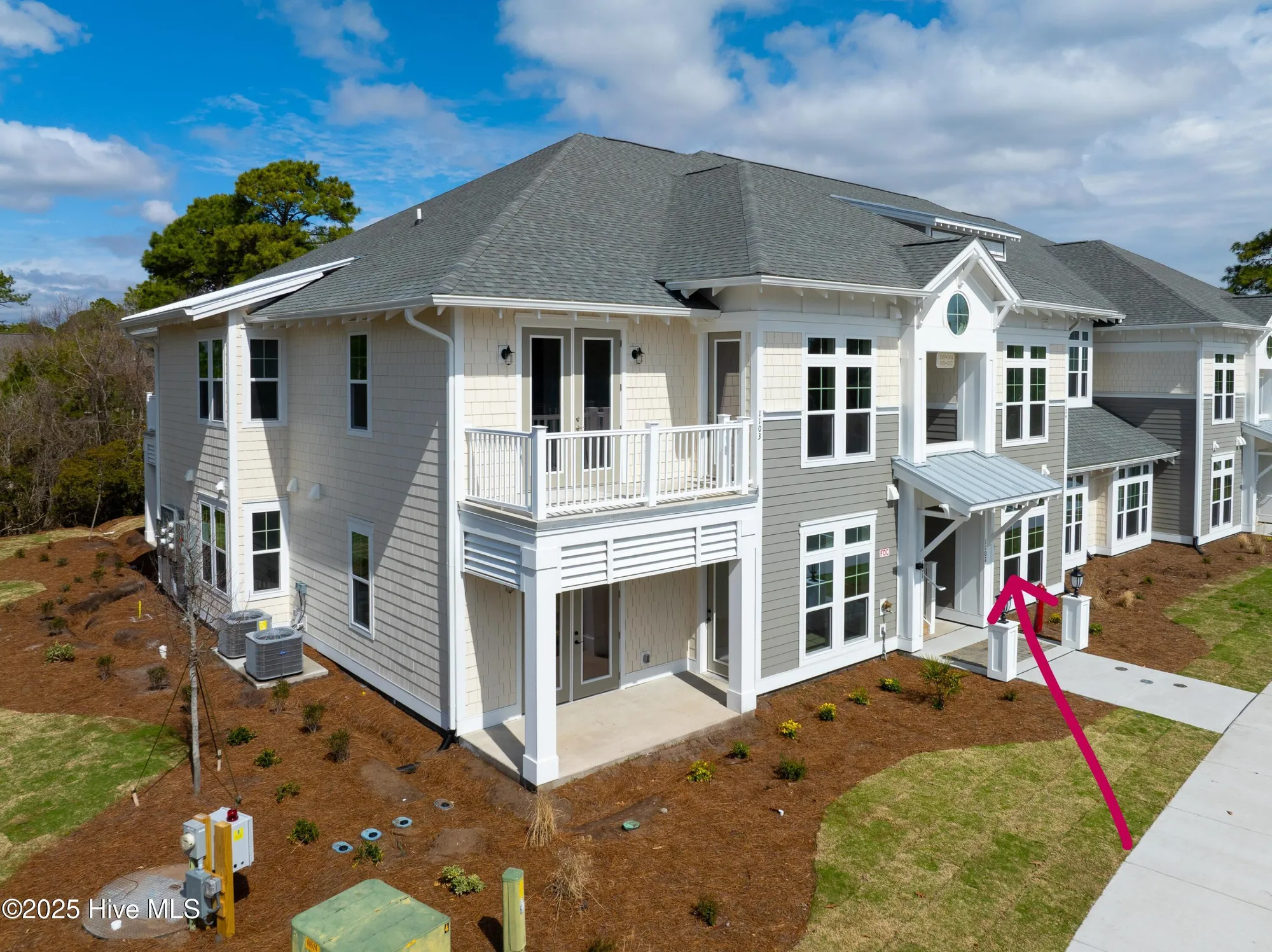 Property Slideshow image 2 of 28 | 2537 st james dr apt 1102, Southport, NC, 28461