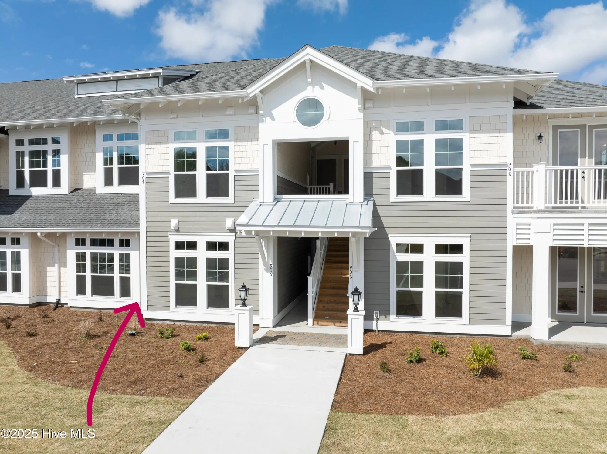 Property Slideshow image 2 of 25 | 2537 st james dr # 905, Southport, NC, 28461