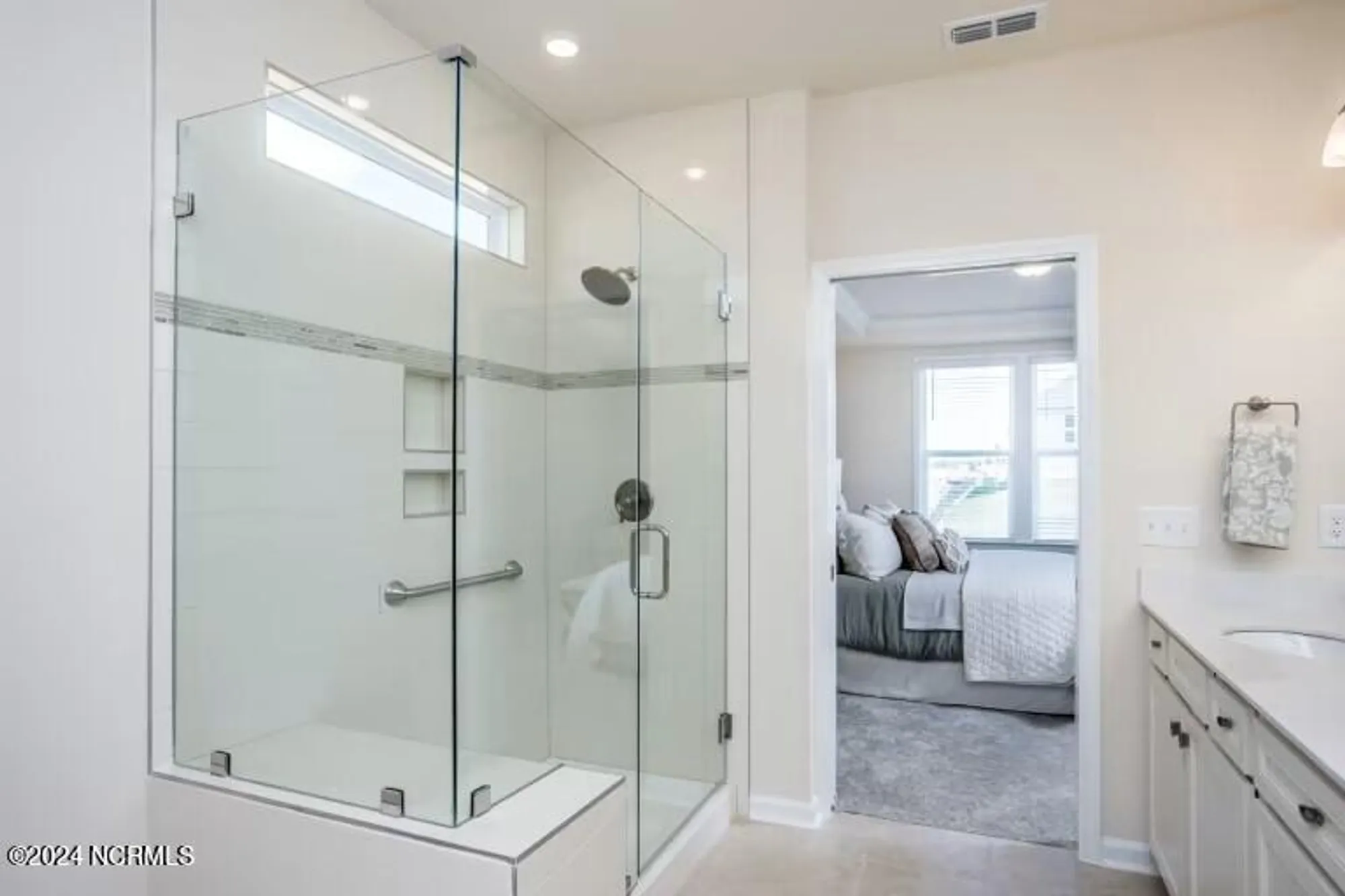 Property Slideshow image 14 of 18 | 5505 coral tide ave, Wilmington, NC, 28412