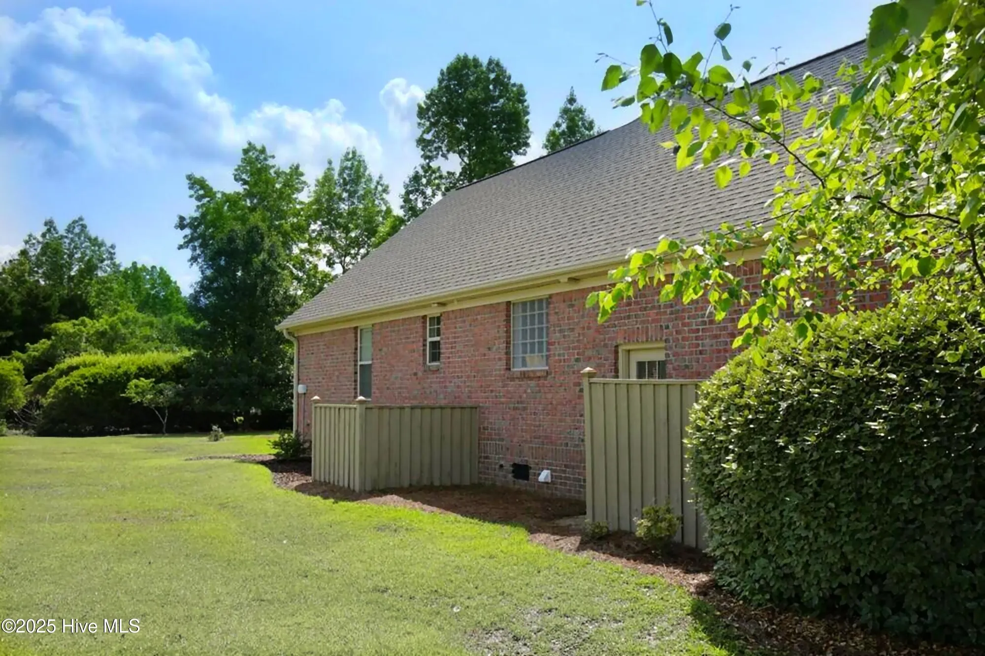 Property Slideshow image 45 of 69 | 1108 walbury ct, Leland, NC, 28451