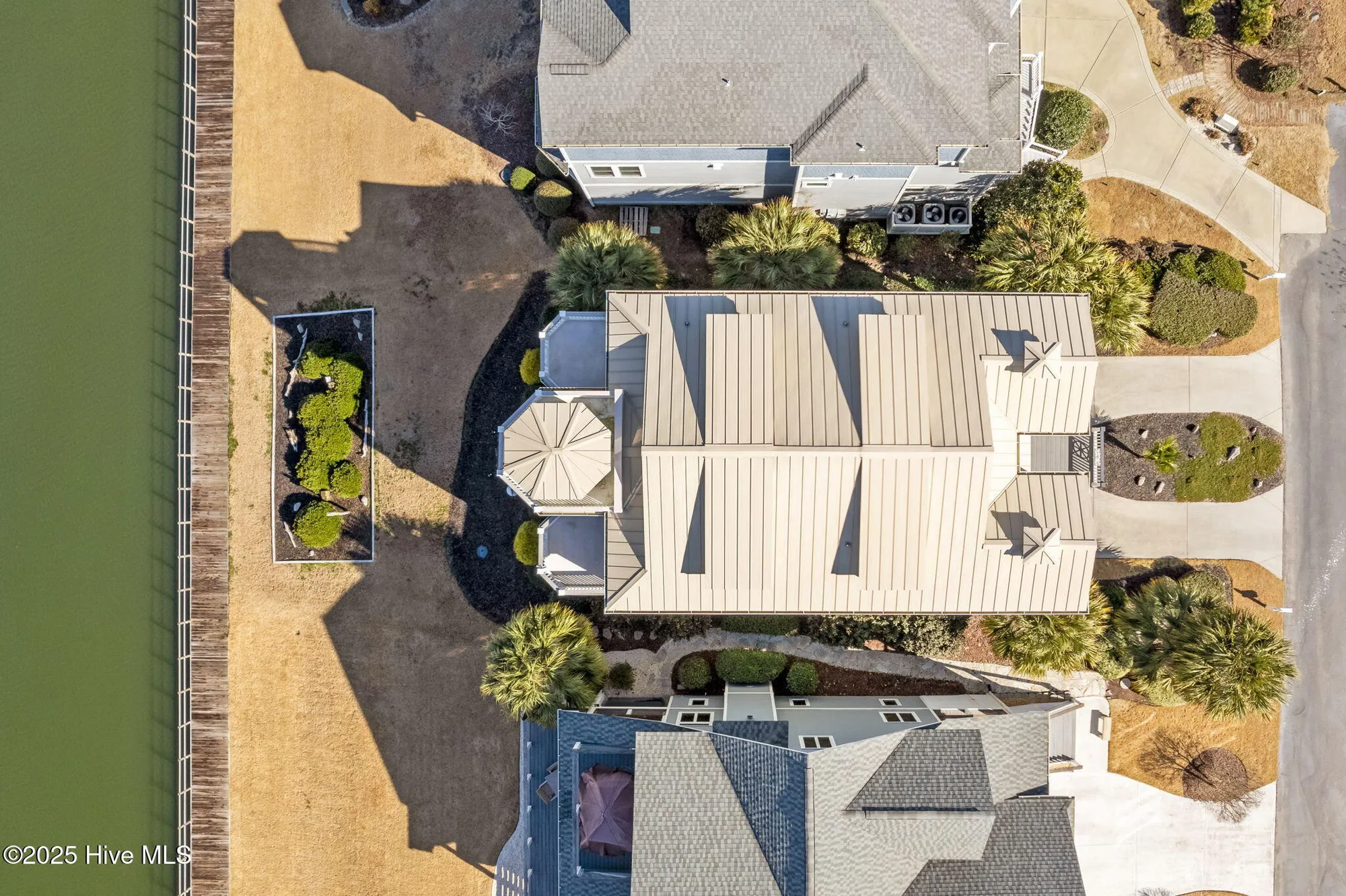 Property Slideshow image 93 of 122 | 2744 long bay dr, Southport, NC, 28461
