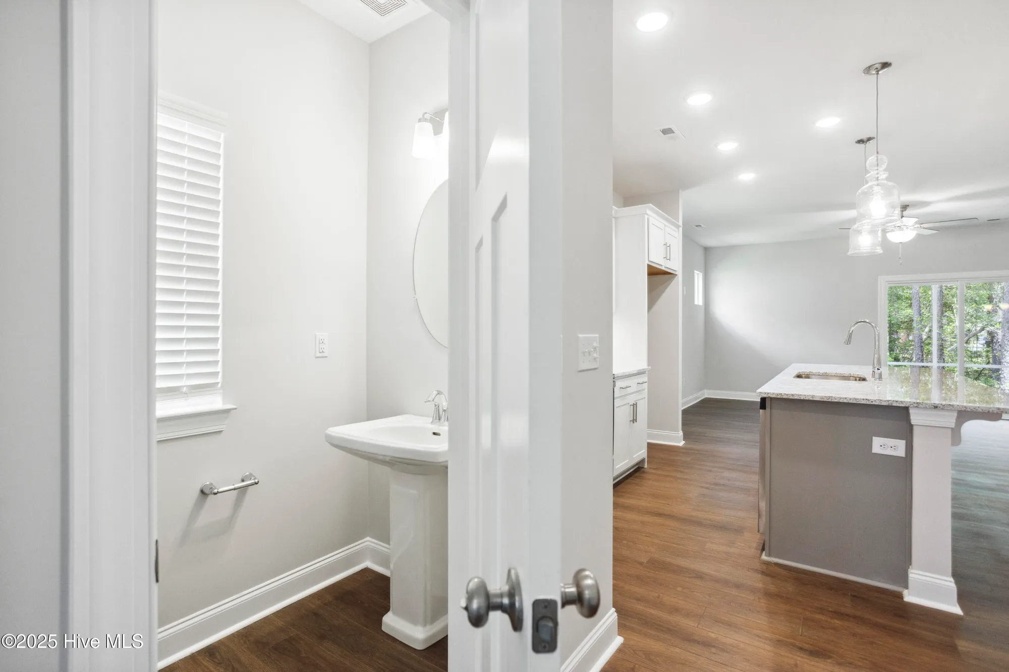 Property Slideshow image 25 of 67 | 304 lusterleaf ln 1, Shallotte, NC, 28470