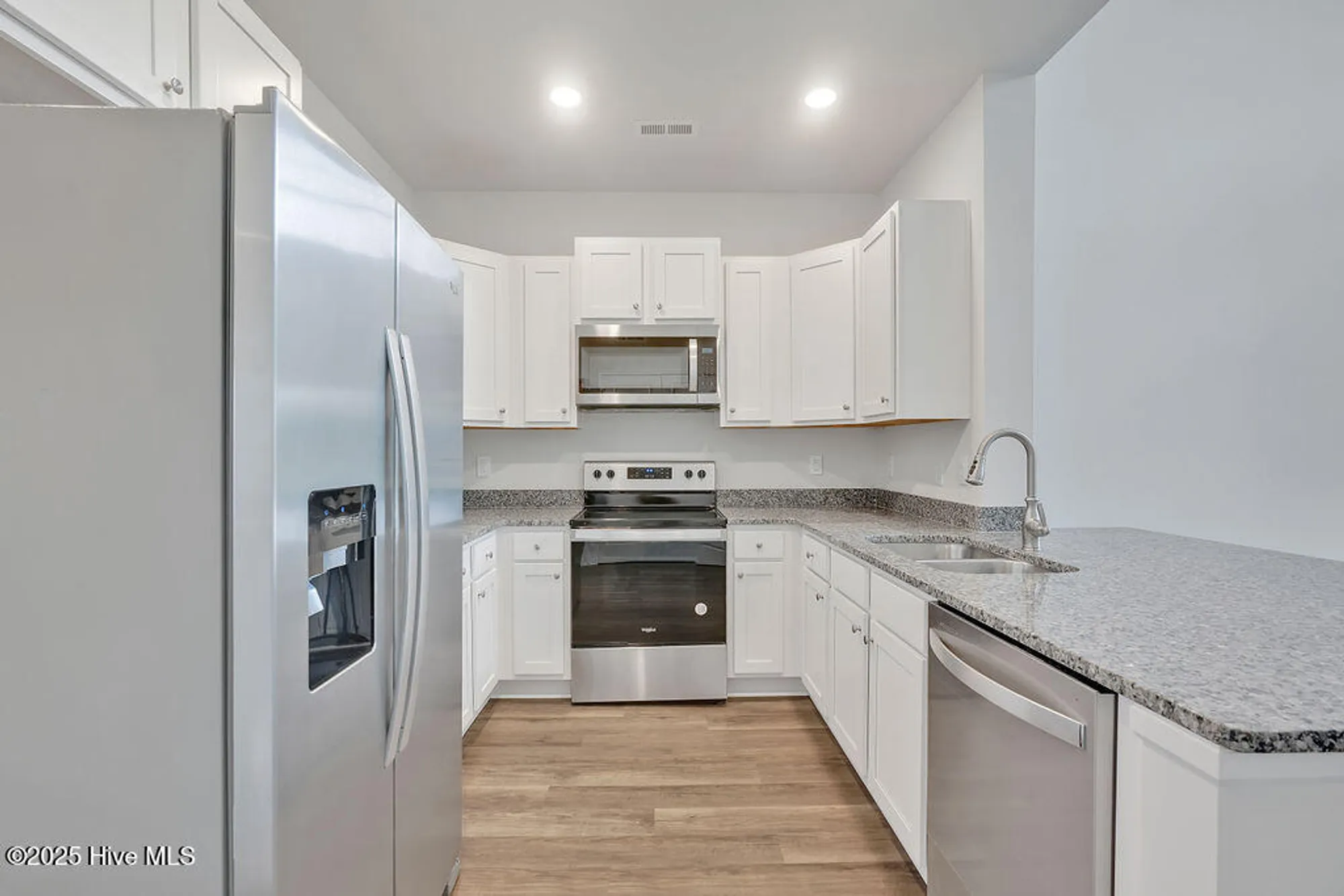 Property Slideshow image 9 of 43 | 4242 allsbrook ln 1010, Leland, NC, 28451