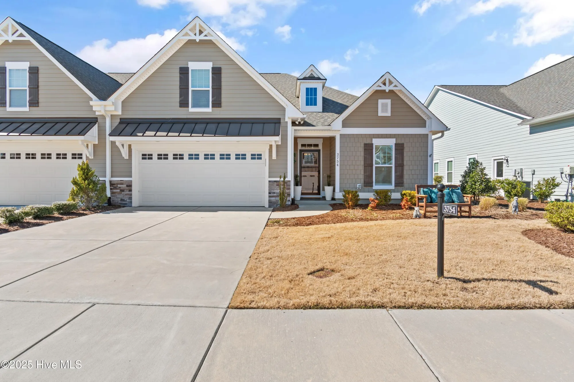 Property Slideshow image 6 of 55 | 3754 canary ln, Southport, NC, 28461