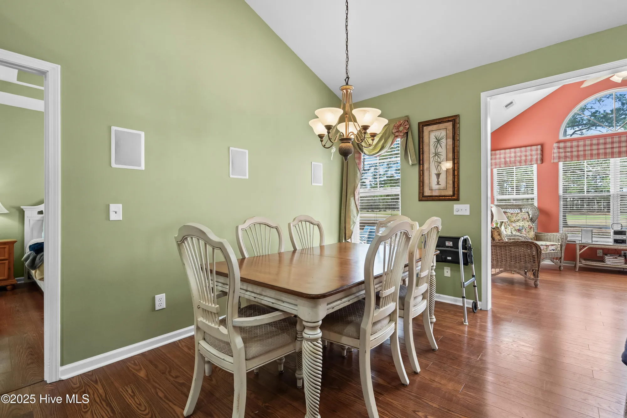 Property Slideshow image 16 of 46 | 641 meadowbrook ln, Calabash, NC, 28467