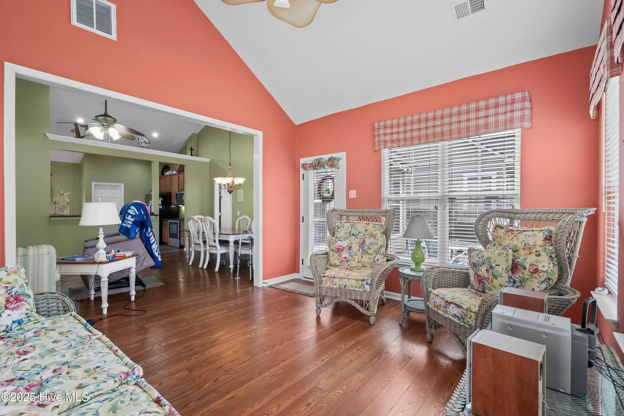 Property Slideshow image 15 of 46 | 641 meadowbrook ln, Calabash, NC, 28467