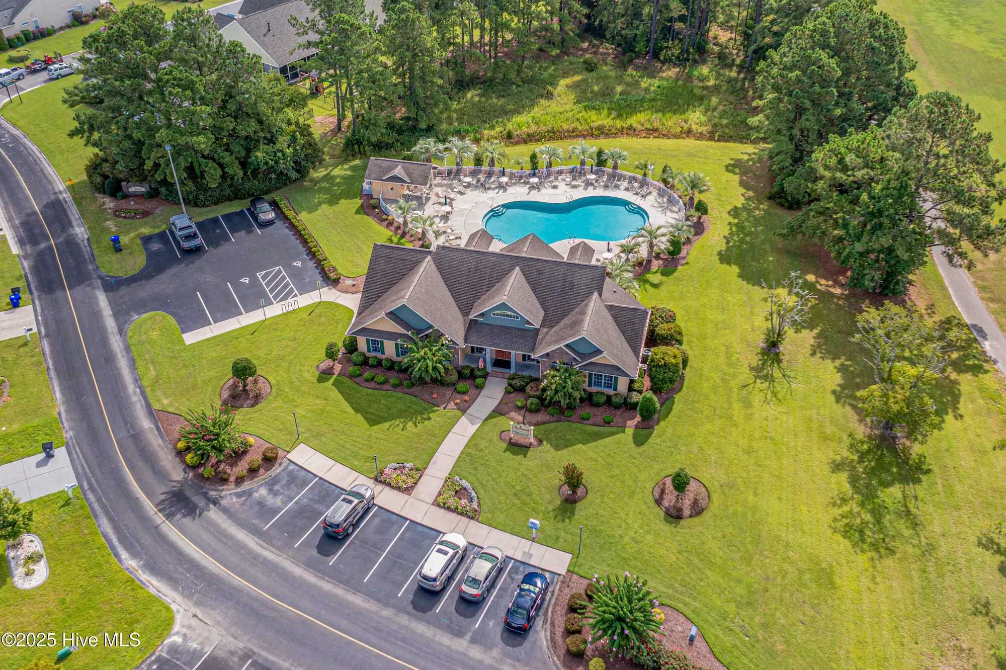 Property Slideshow image 40 of 46 | 641 meadowbrook ln, Calabash, NC, 28467