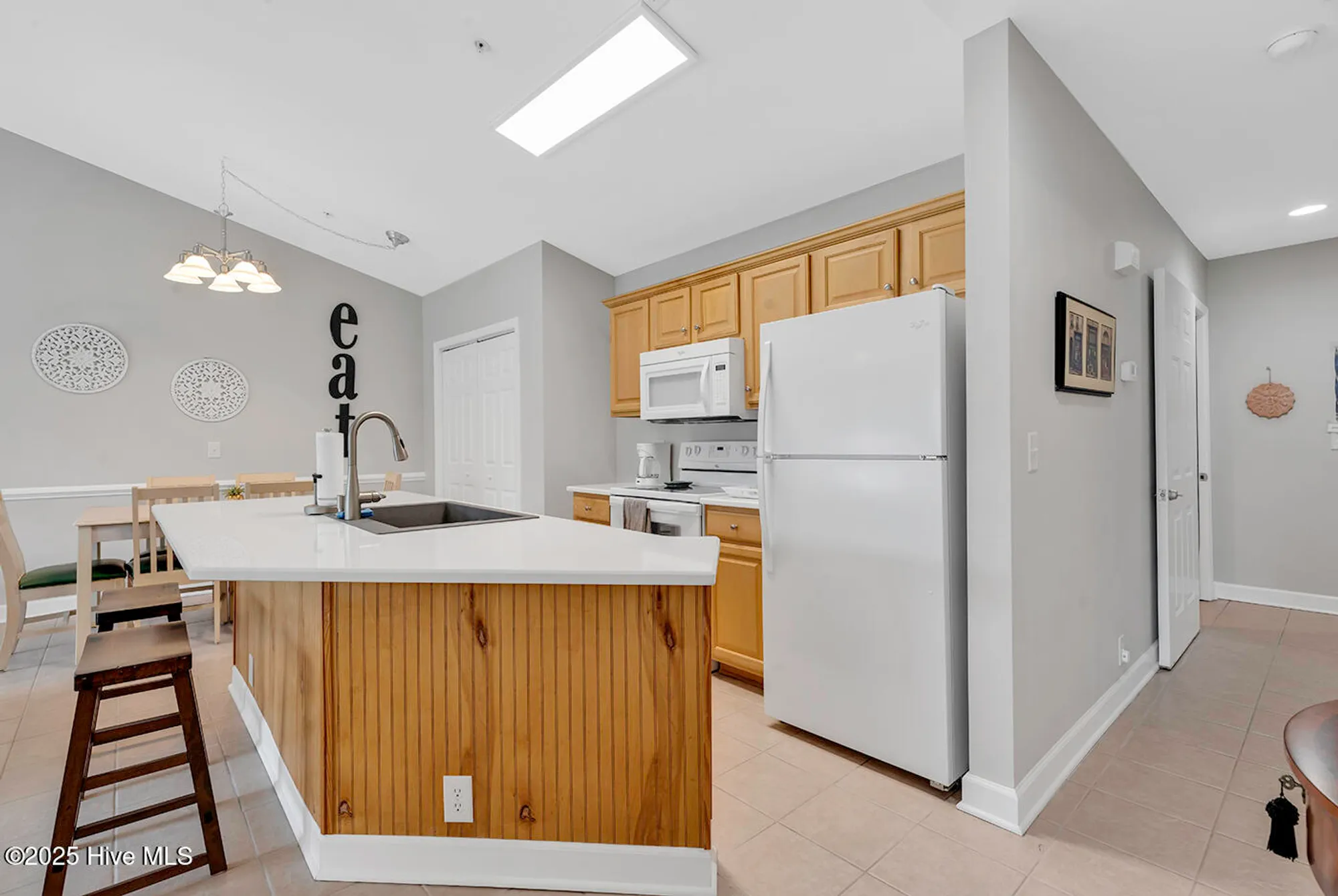 Property Slideshow image 9 of 24 | 1215 n middleton dr 2308, Calabash, NC, 28467