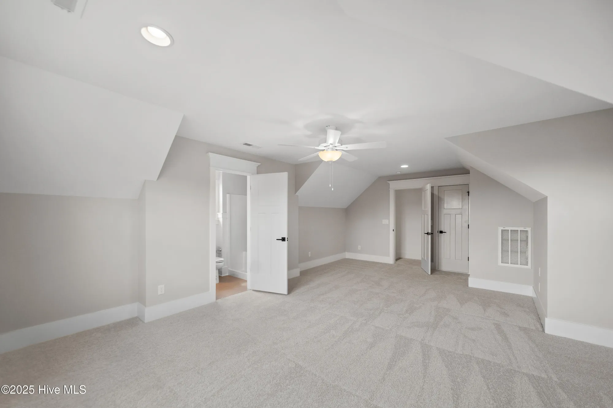 Property Slideshow image 43 of 61 | 851 meadowsweet ln, Leland, NC, 28451