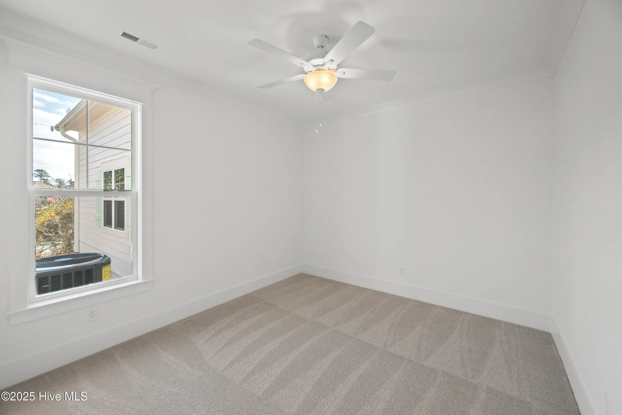 Property Slideshow image 38 of 61 | 851 meadowsweet ln, Leland, NC, 28451