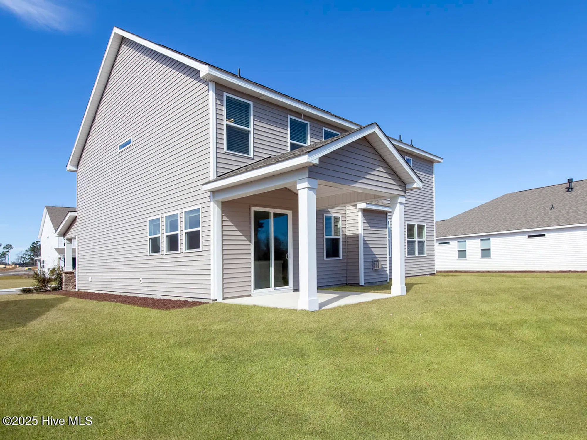 Property Slideshow image 16 of 33 | 2102 tulip poplar st 35, Leland, NC, 28451