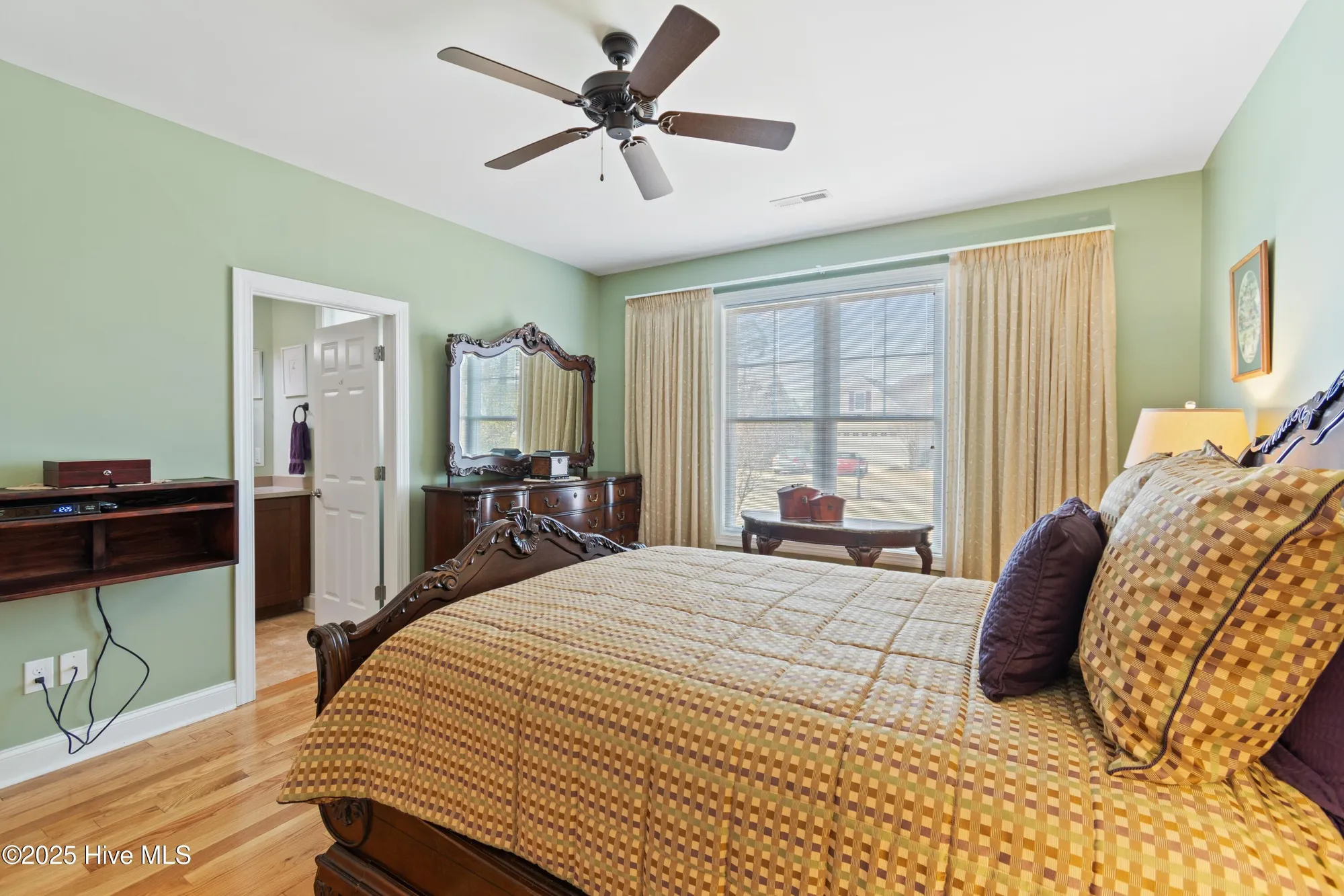 Property Slideshow image 21 of 47 | 2824 pine forest dr, Southport, NC, 28461