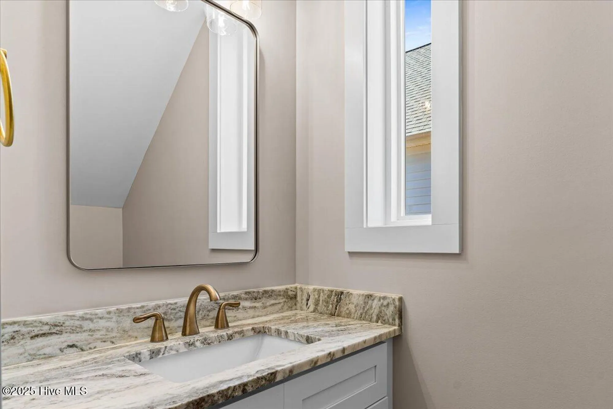 Property Slideshow image 27 of 60 | 205 brookwood park ct, Sunset Beach, NC, 28468