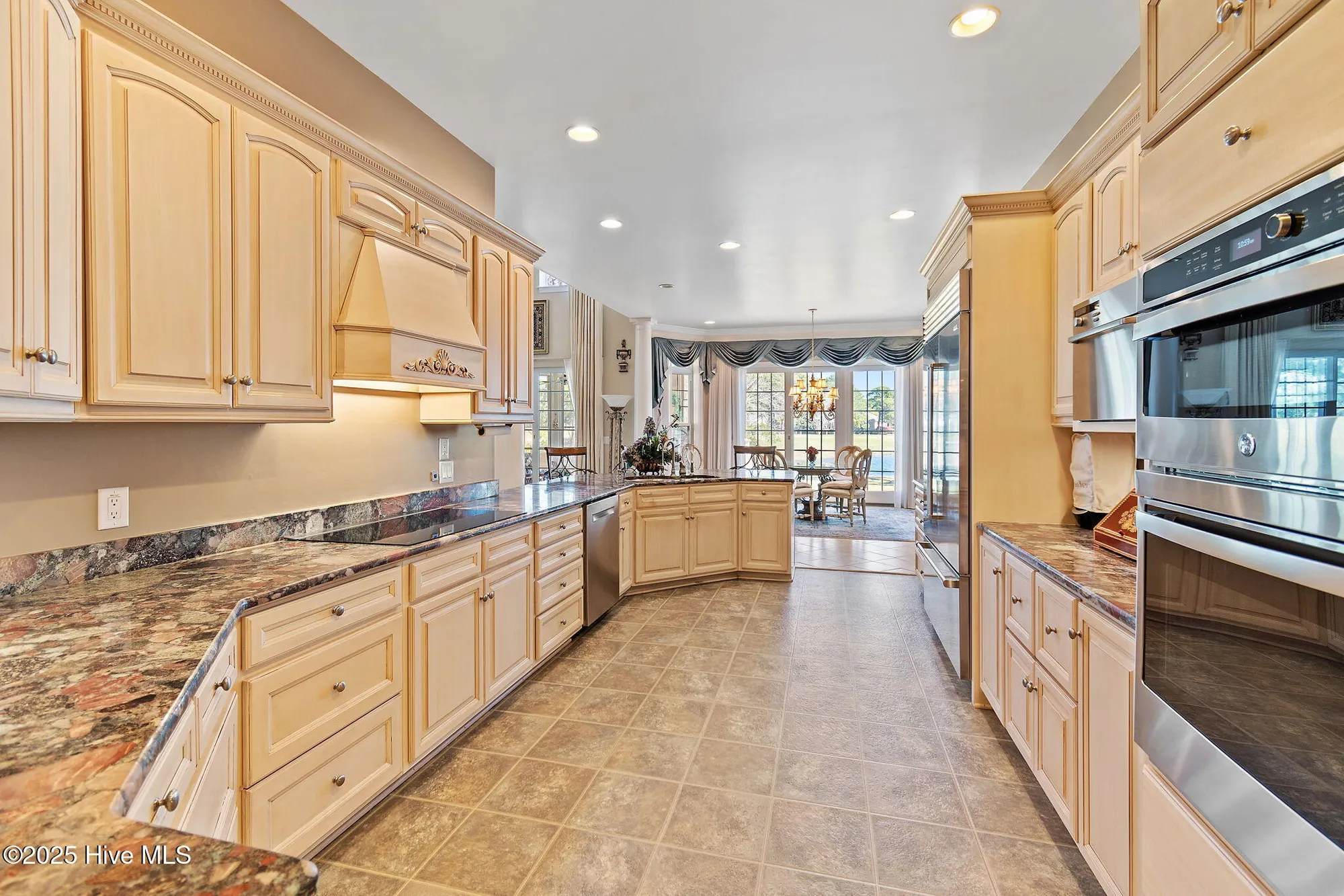 Property Slideshow image 27 of 90 | 2760 marsh point ln, Southport, NC, 28461