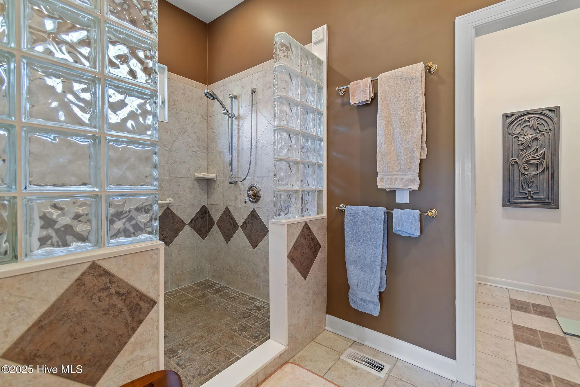 Property Slideshow image 41 of 90 | 2760 marsh point ln, Southport, NC, 28461