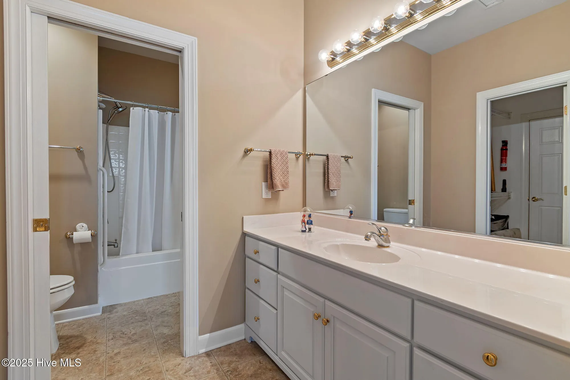Property Slideshow image 54 of 90 | 2760 marsh point ln, Southport, NC, 28461