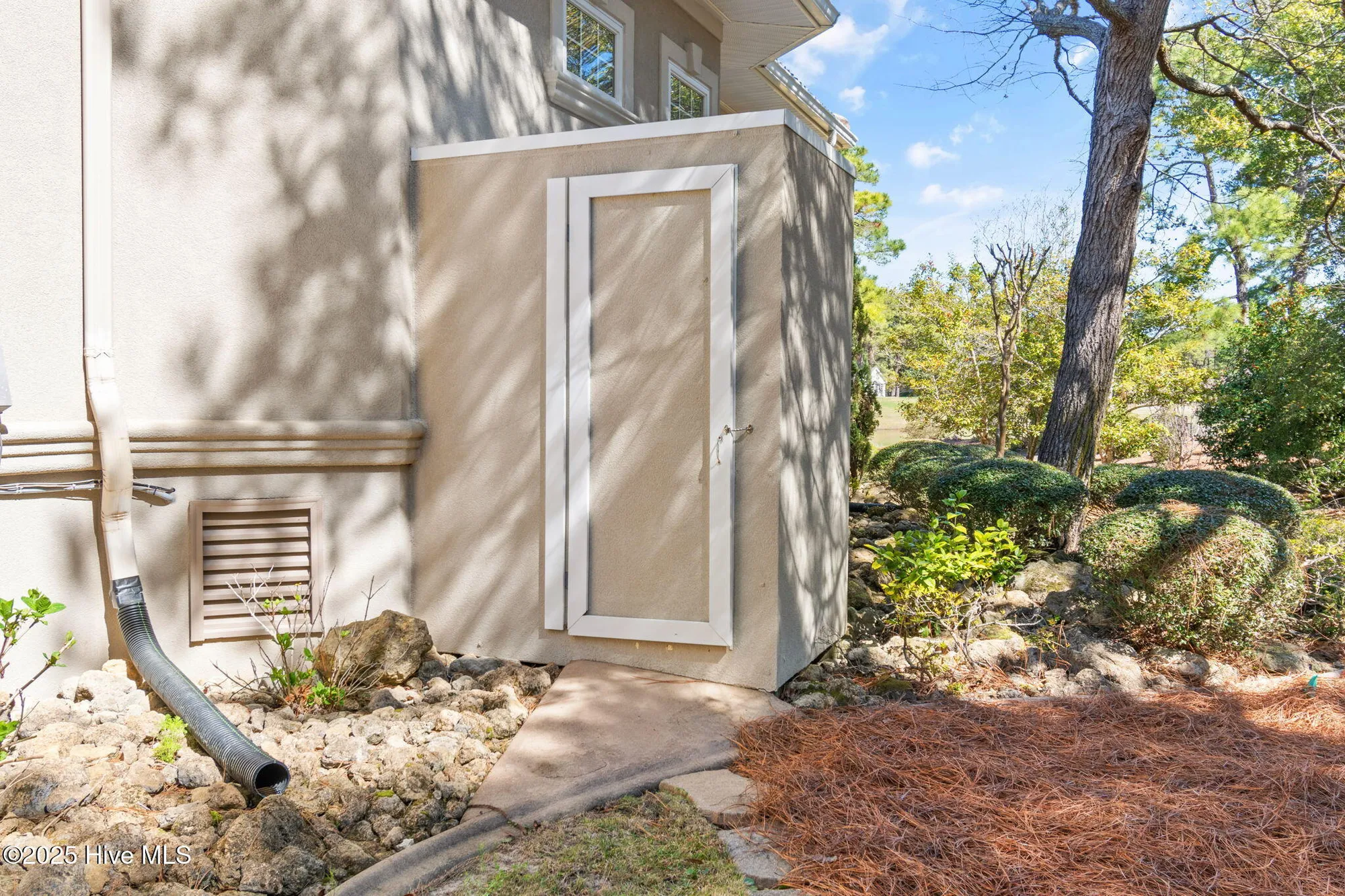 Property Slideshow image 64 of 90 | 2760 marsh point ln, Southport, NC, 28461