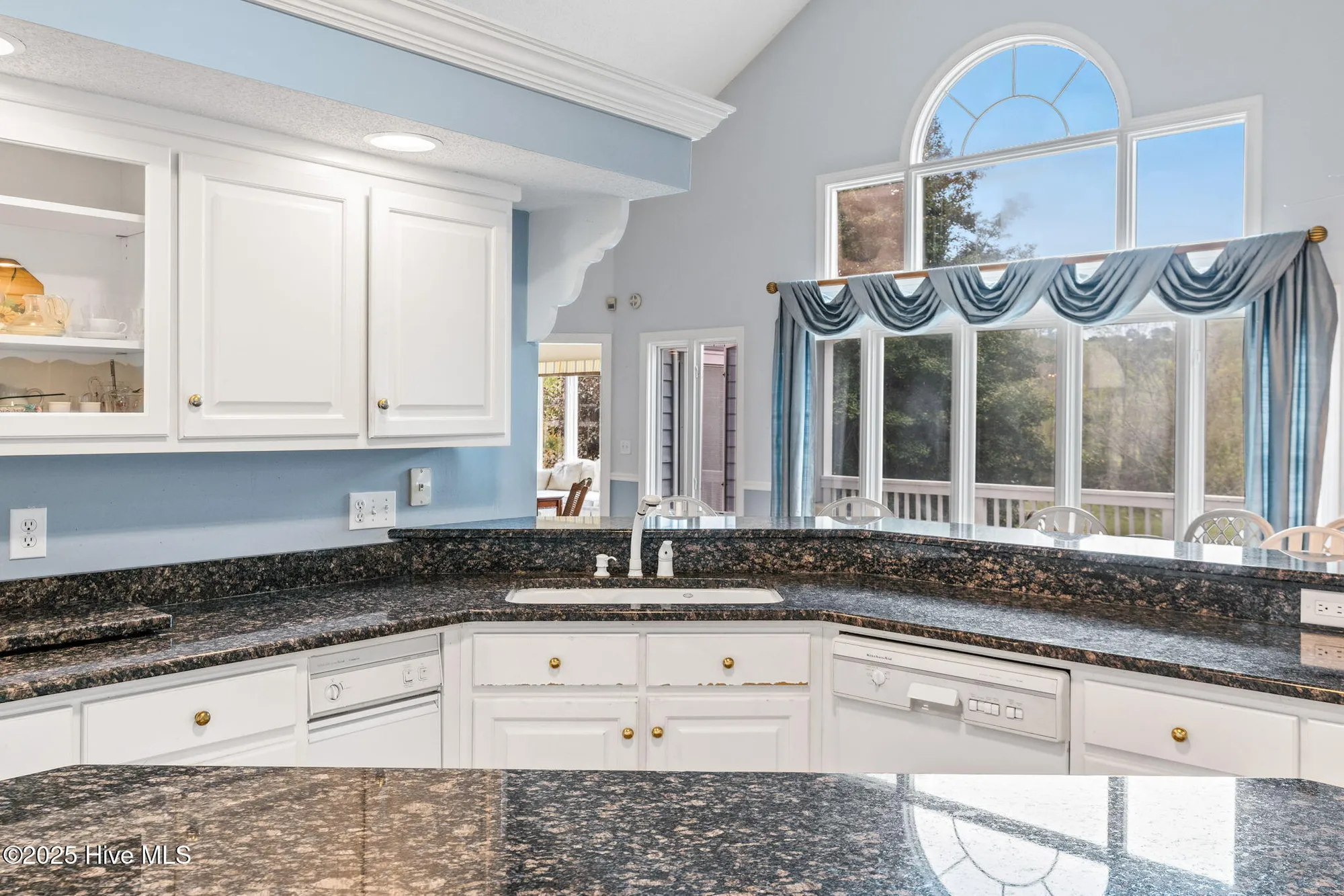 Property Slideshow image 13 of 77 | 178 edgewater cir, Sunset Beach, NC, 28468