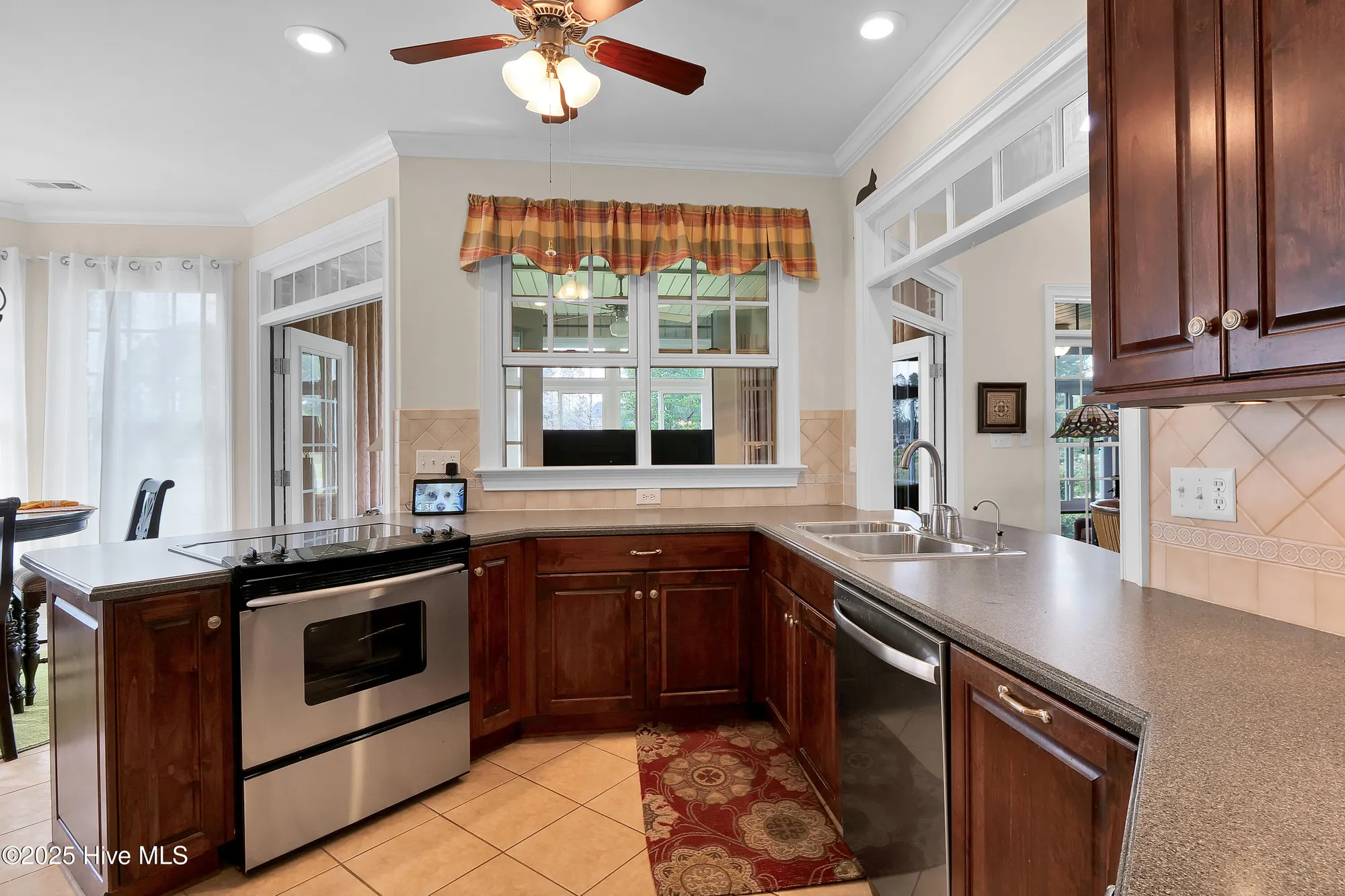 Property Slideshow image 11 of 56 | 9278 checkerberry sq, Calabash, NC, 28467