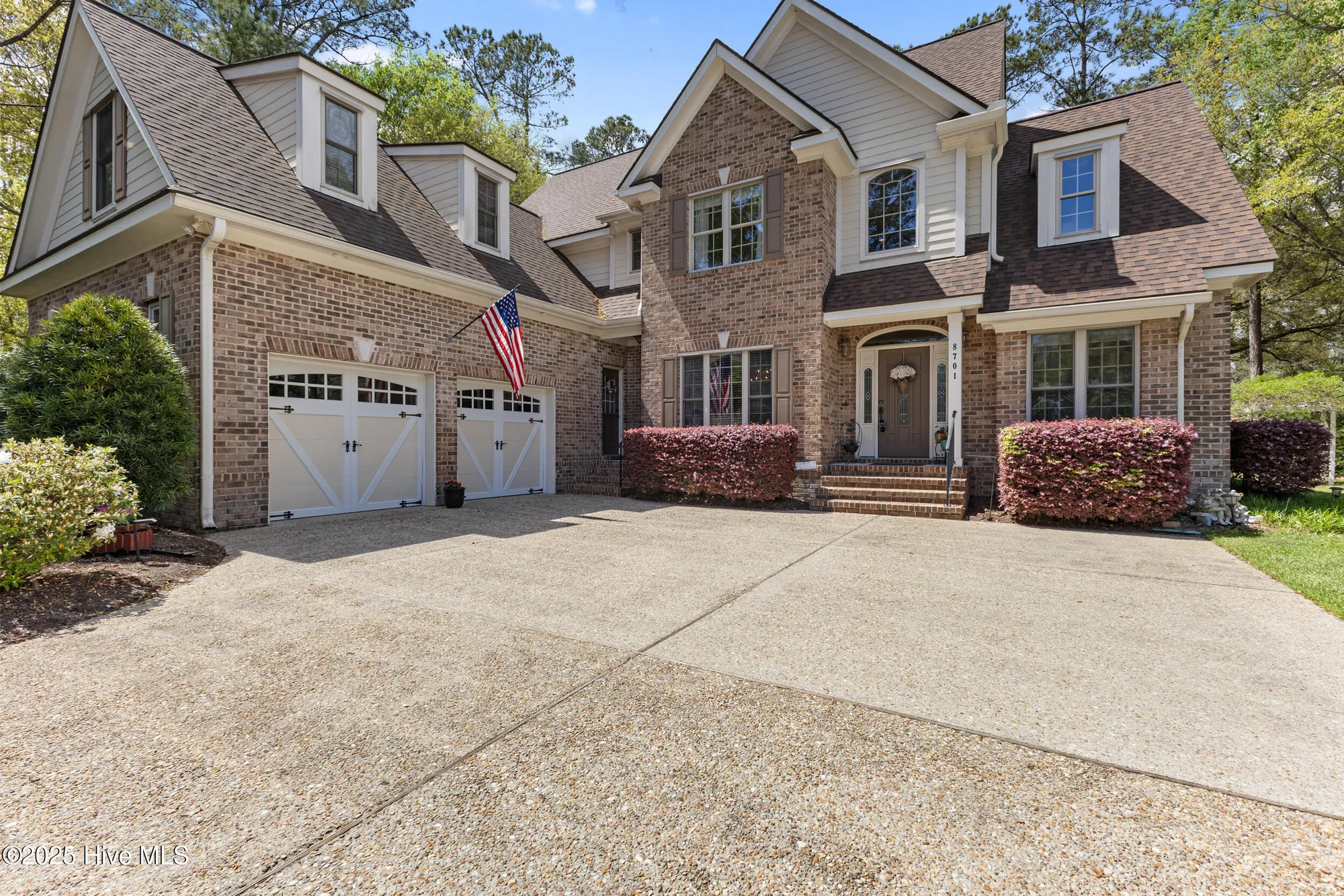 Property Slideshow image 4 of 45 | 8701 lincolnshire ln, Wilmington, NC, 28411