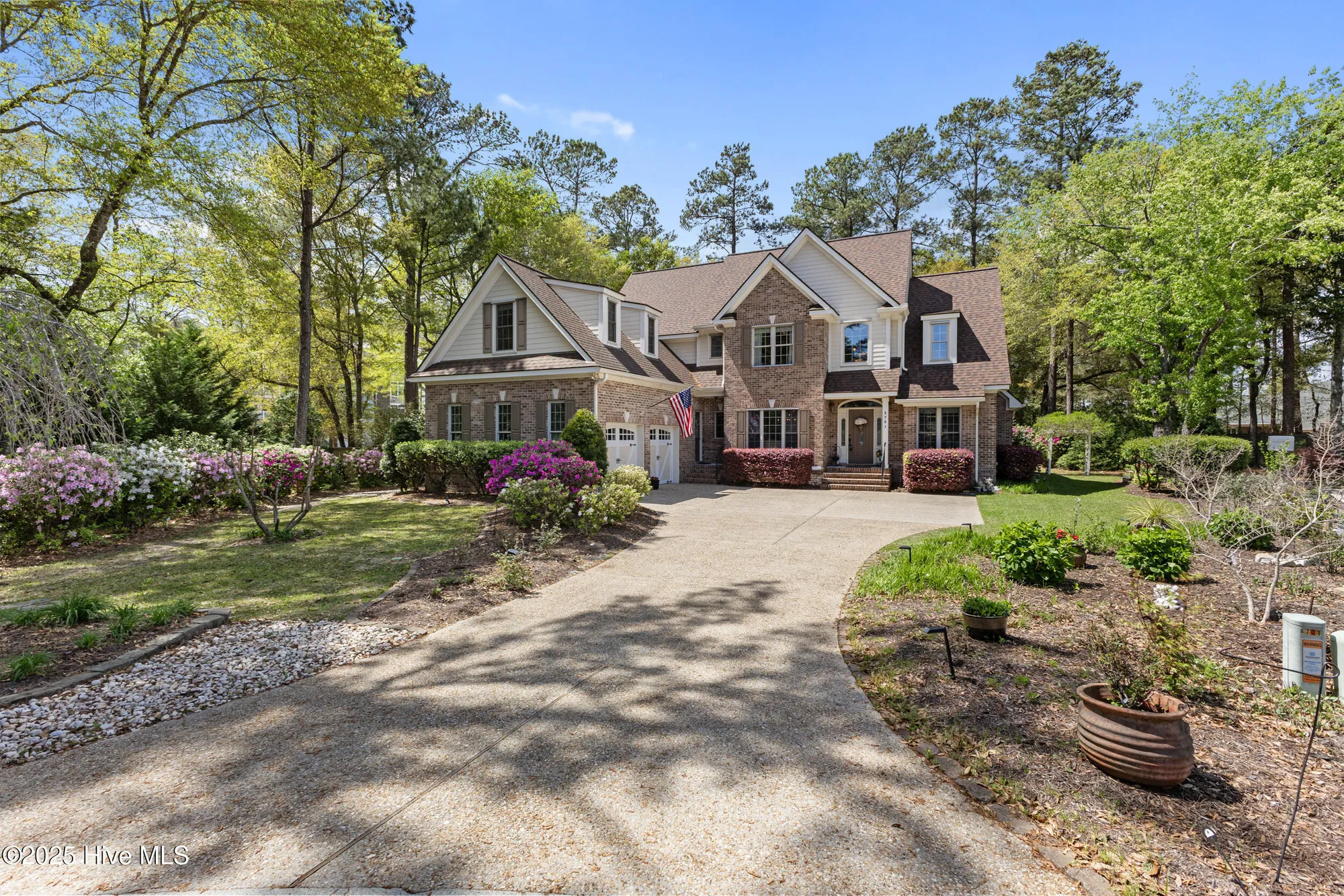 Property Slideshow image 2 of 45 | 8701 lincolnshire ln, Wilmington, NC, 28411