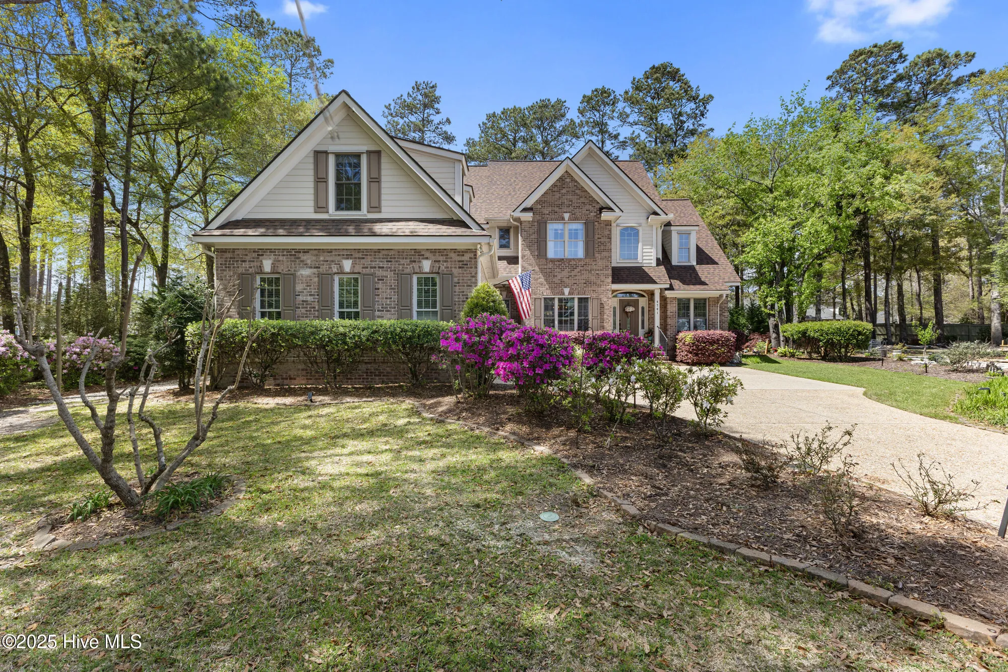 Property Slideshow image 3 of 45 | 8701 lincolnshire ln, Wilmington, NC, 28411