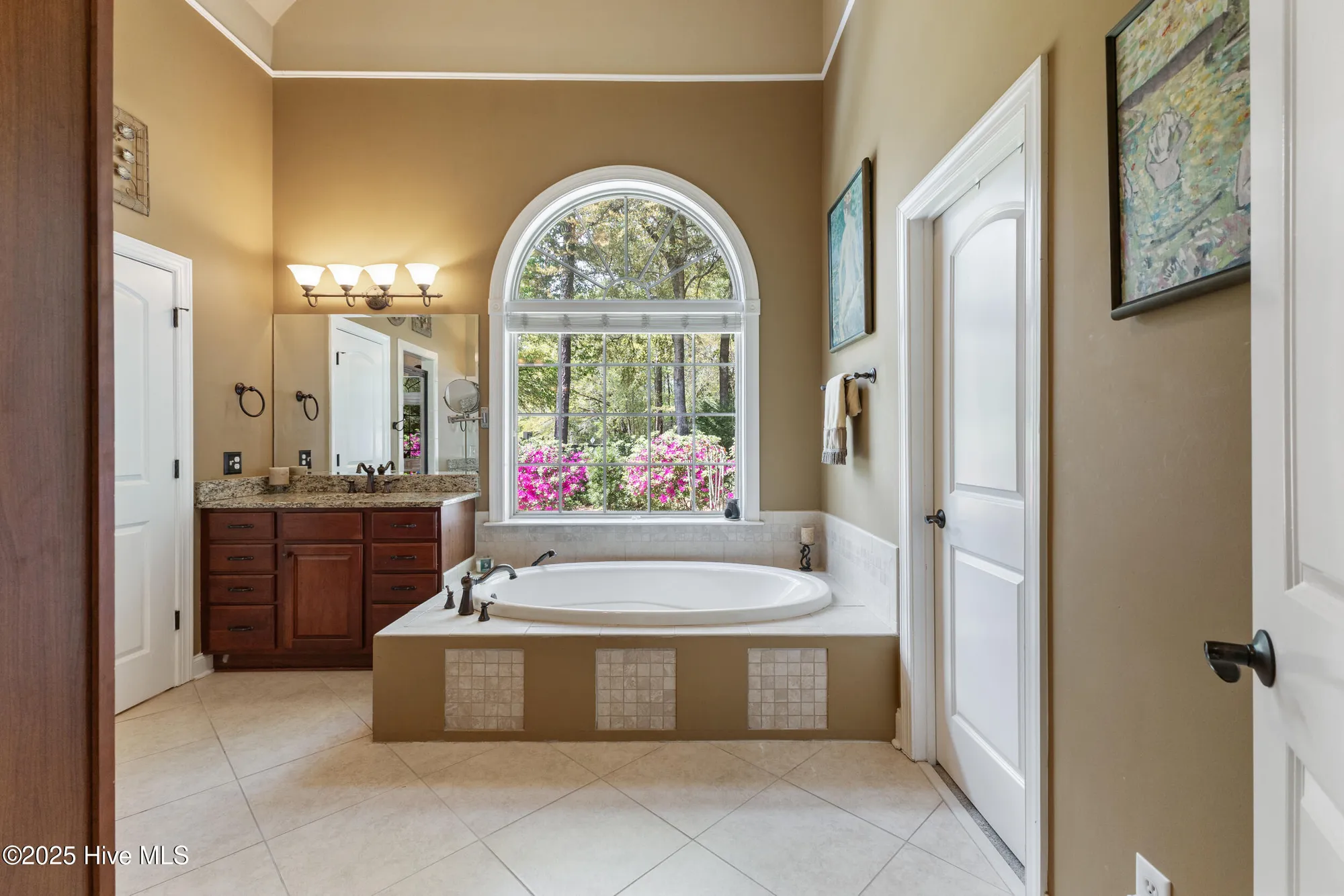 Property Slideshow image 27 of 45 | 8701 lincolnshire ln, Wilmington, NC, 28411