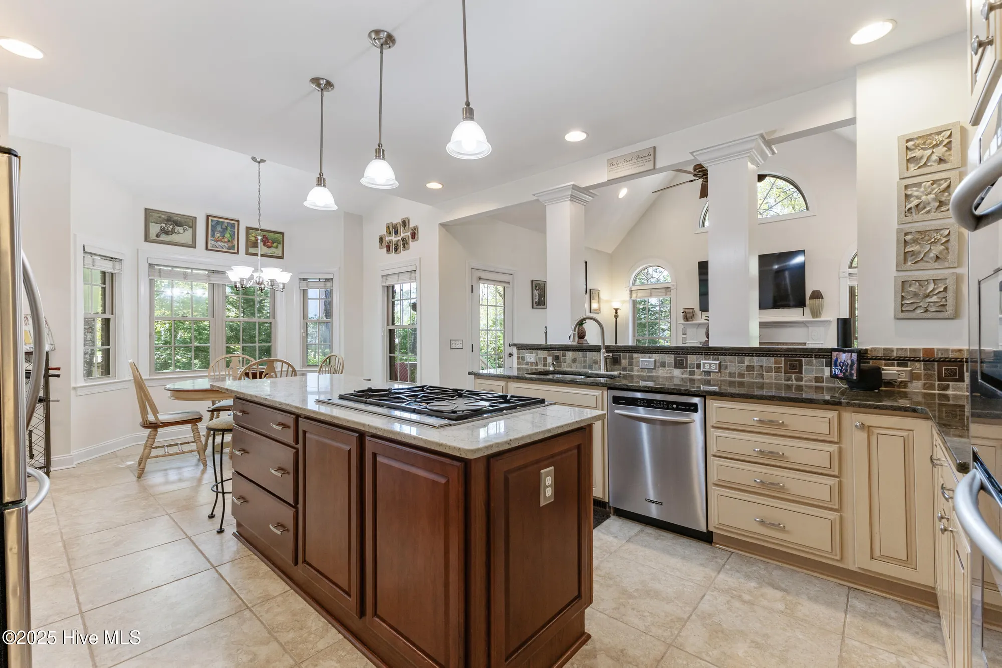 Property Slideshow image 21 of 45 | 8701 lincolnshire ln, Wilmington, NC, 28411