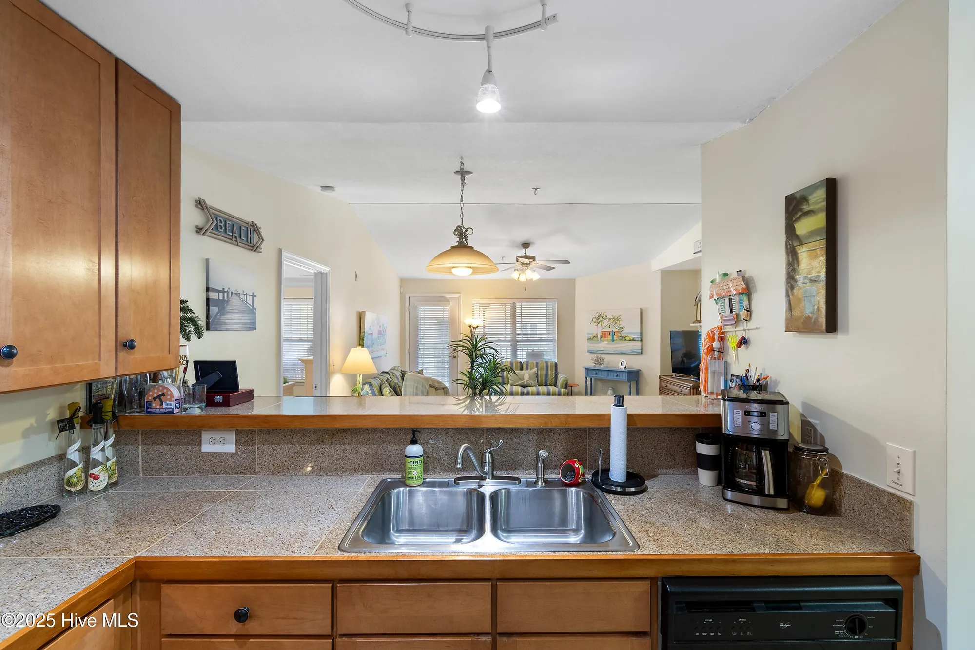 Property Slideshow image 9 of 46 | 260 s crow creek dr 17, Calabash, NC, 28467