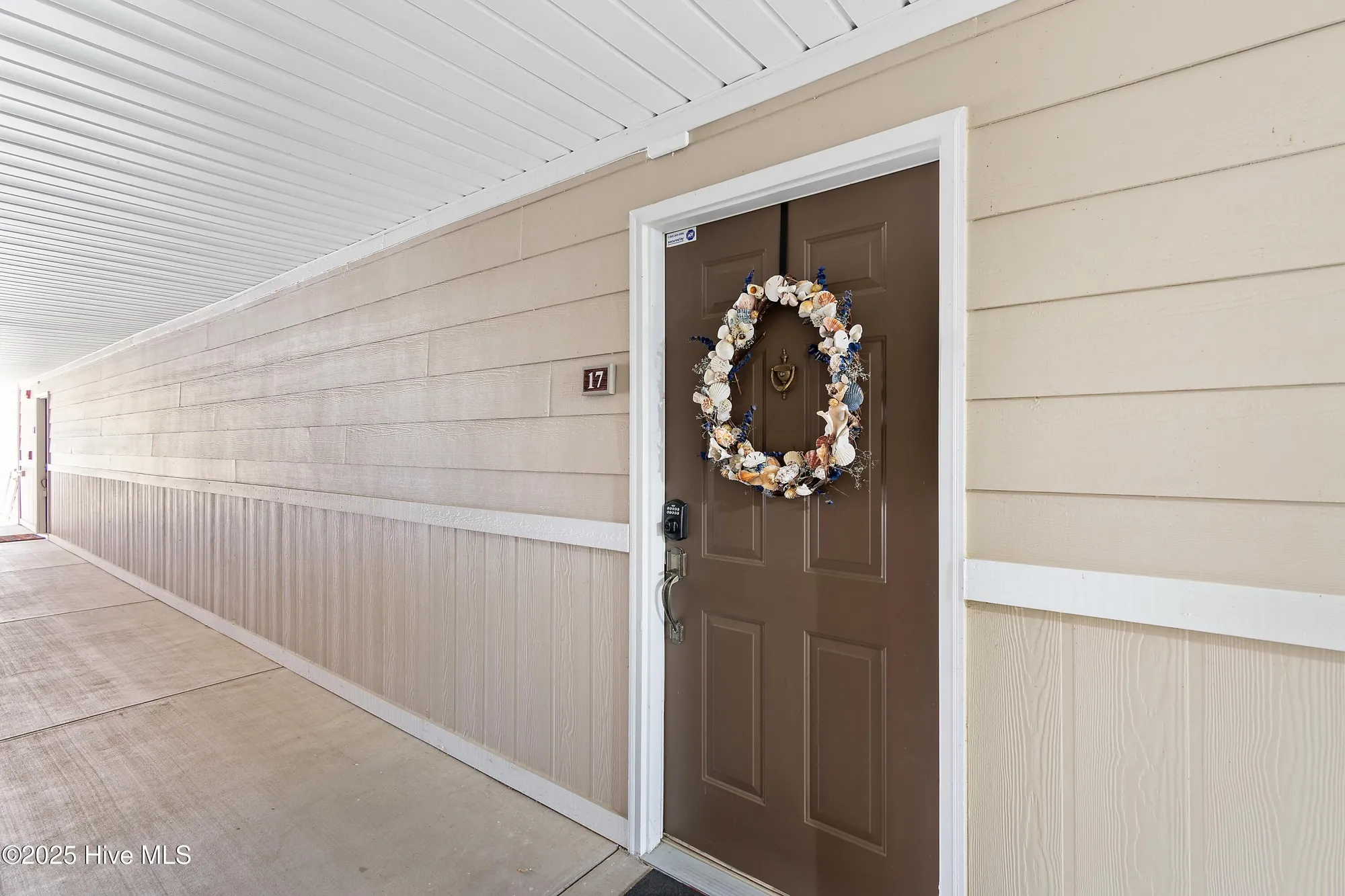 Property Slideshow image 2 of 46 | 260 s crow creek dr 17, Calabash, NC, 28467