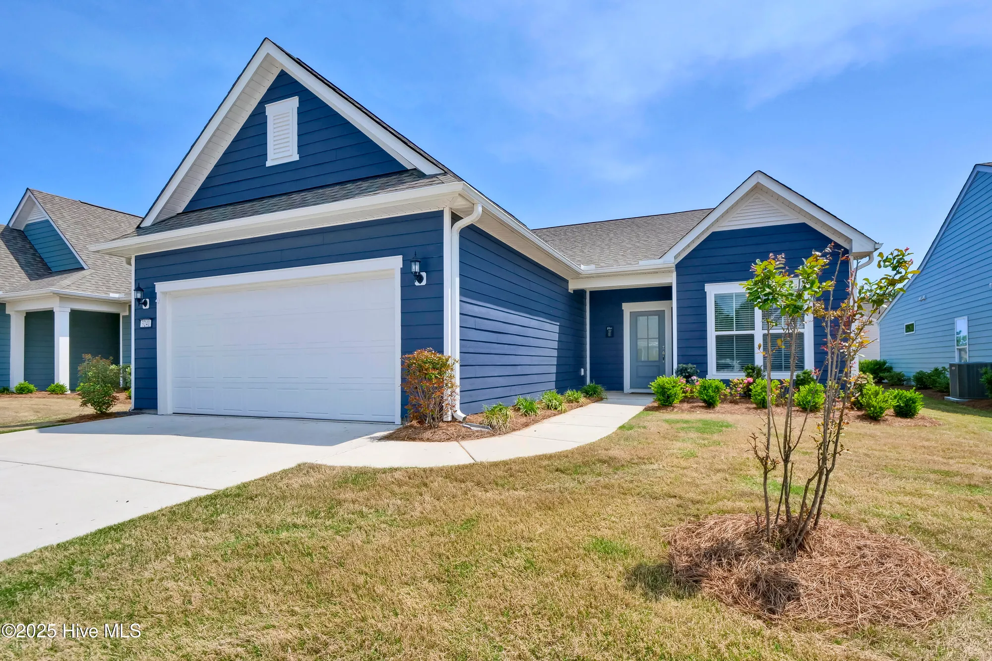 Property Slideshow image 1 of 54 | 3241 penzance row, Wilmington, NC, 28412