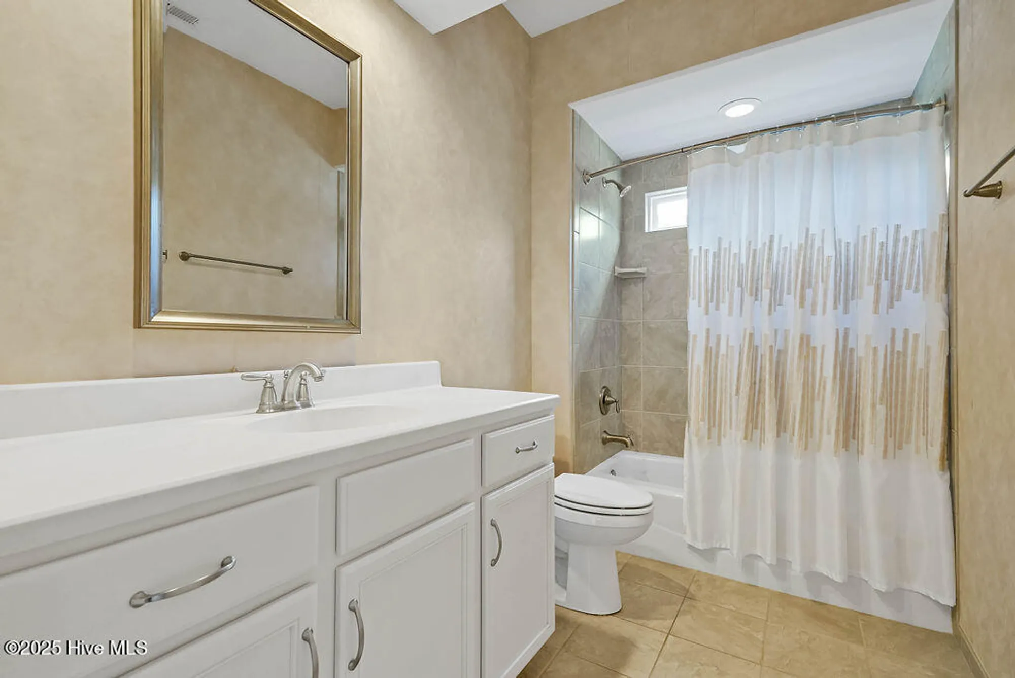 Property Slideshow image 18 of 81 | 1336 cape fear national dr, Leland, NC, 28451