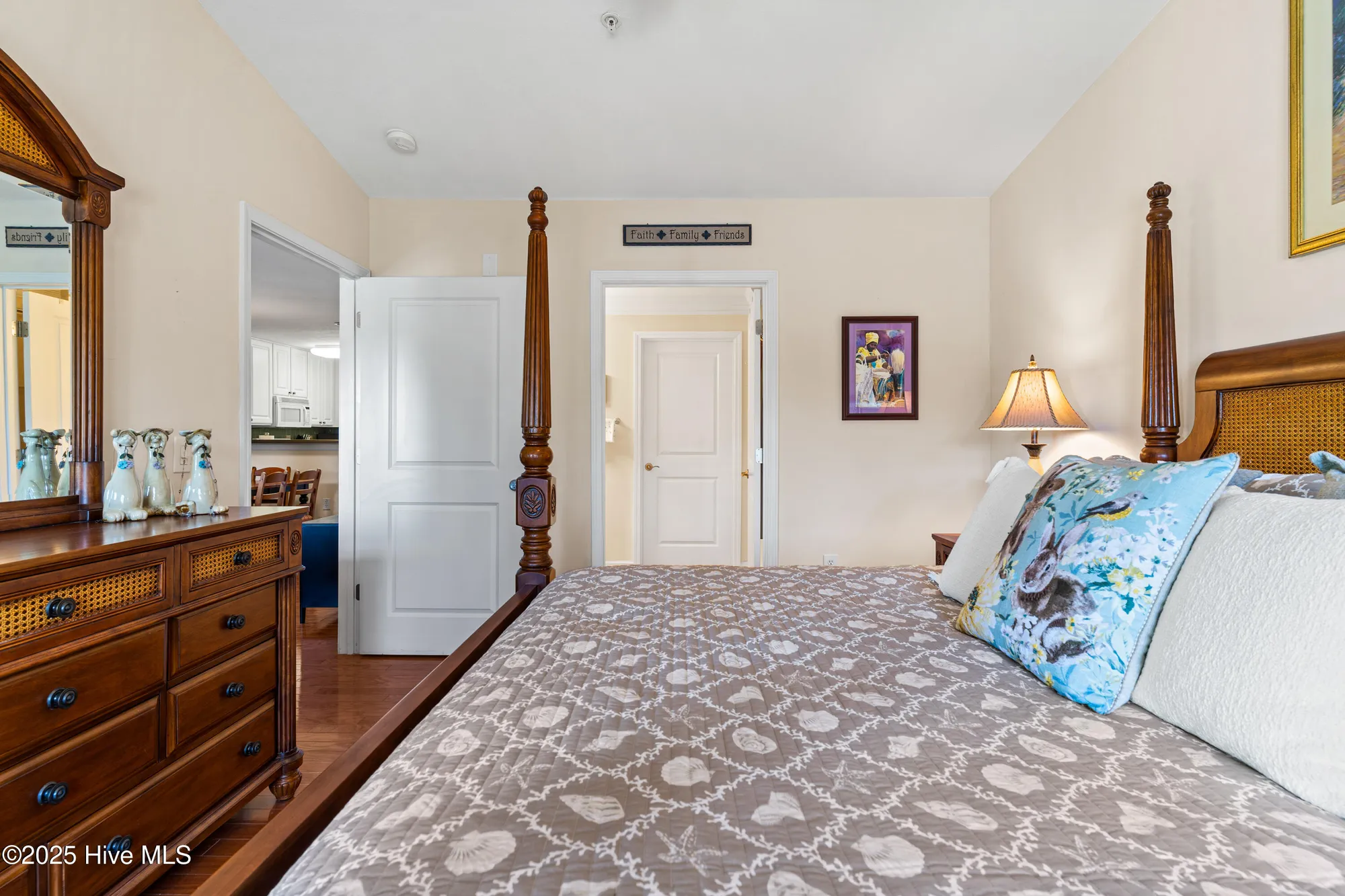 Property Slideshow image 14 of 28 | 260 s crow creek dr 19, Calabash, NC, 28467