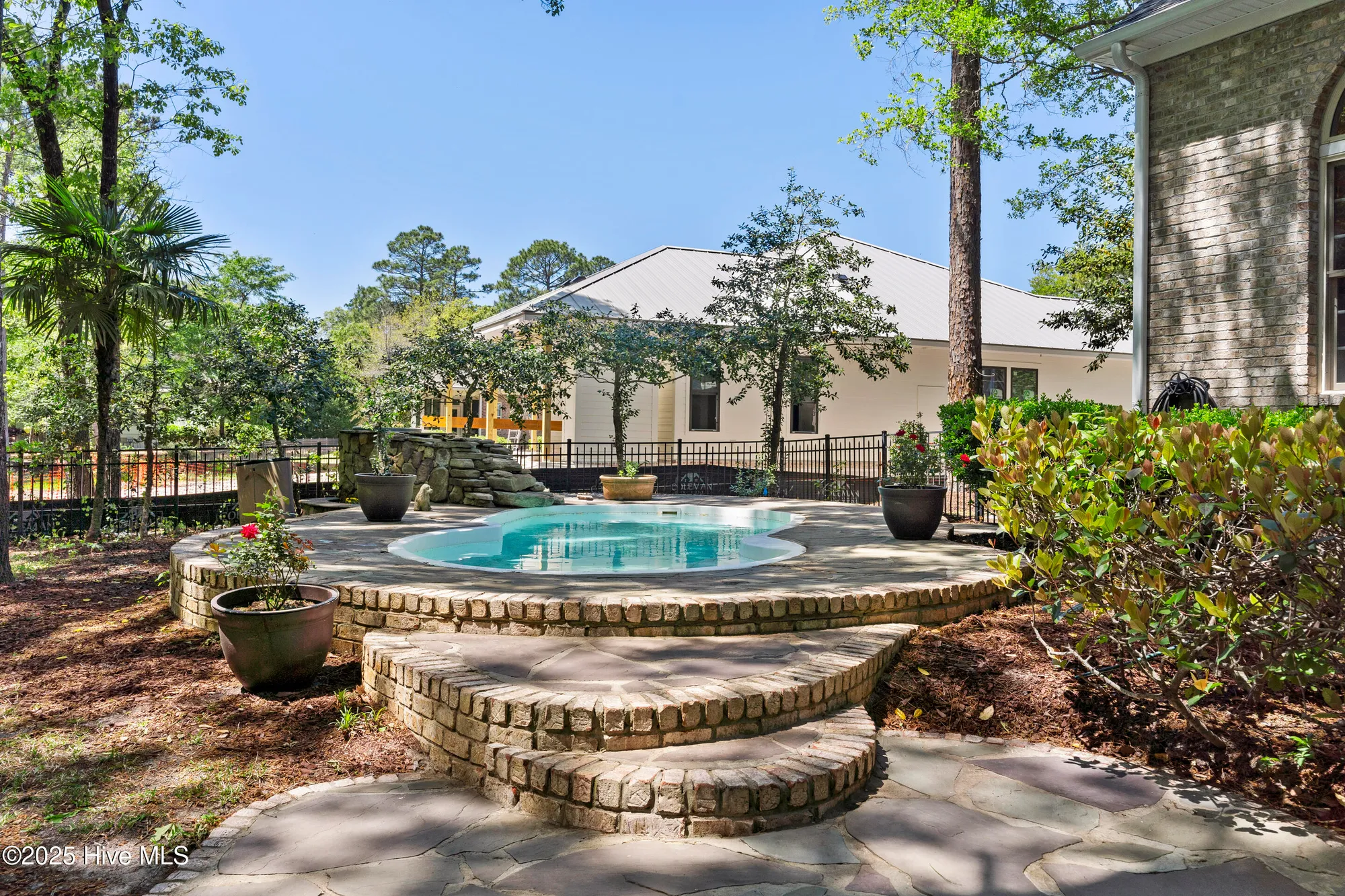 Property Slideshow image 4 of 113 | 1626 amberwood dr se, Bolivia, NC, 28422