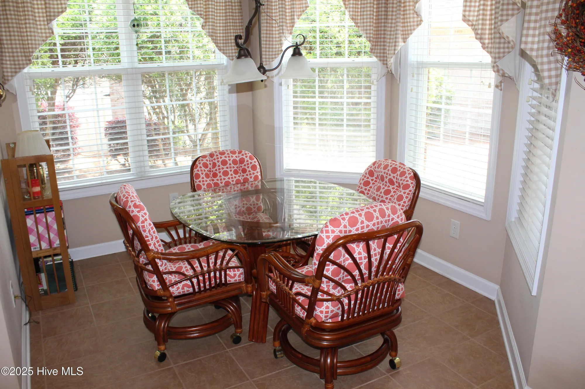 Property Slideshow image 11 of 34 | 7035 bloomsbury ct, Ocean Isle Beach, NC, 28469