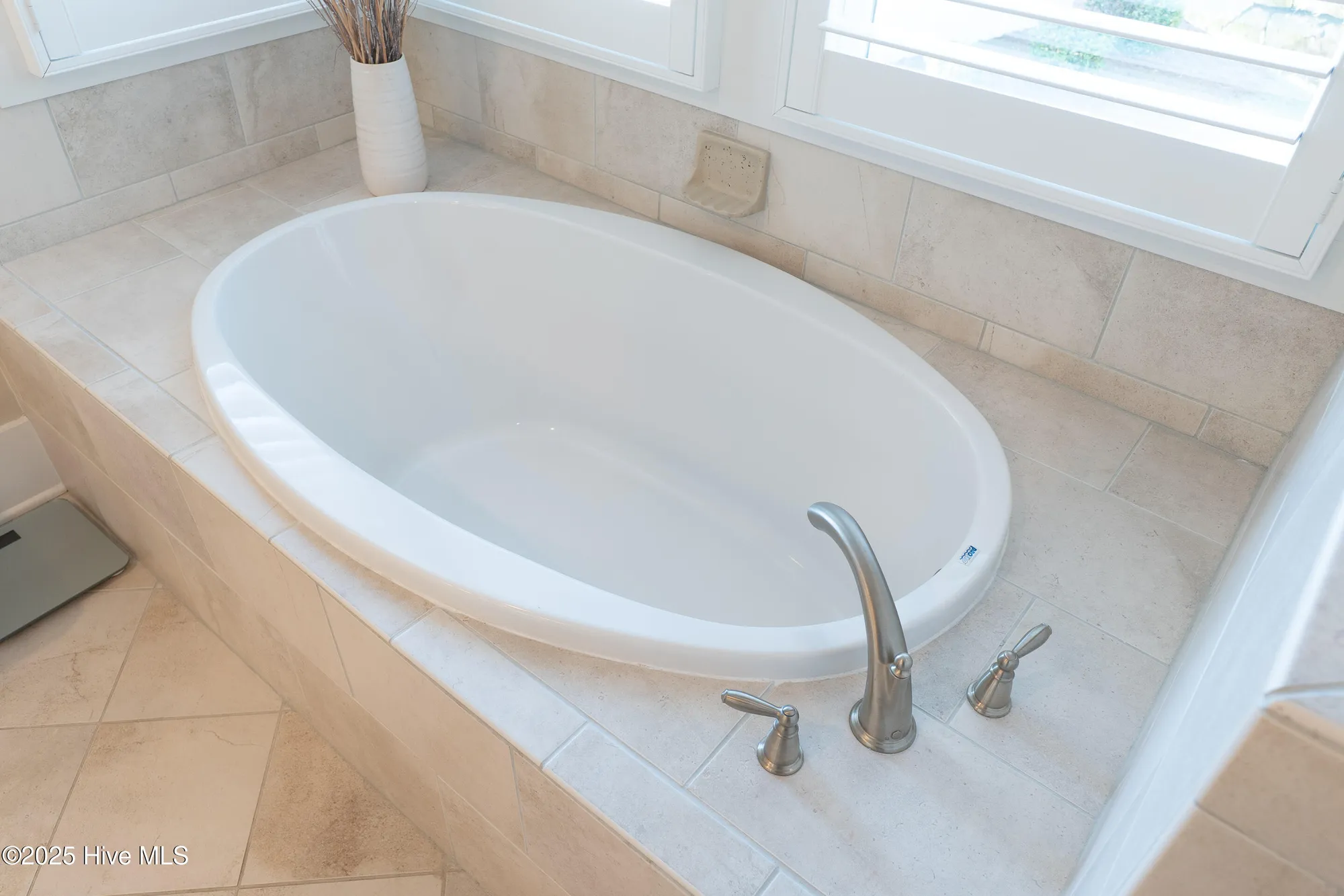 Property Slideshow image 26 of 44 | 2537 st james dr apt 1003, Southport, NC, 28461