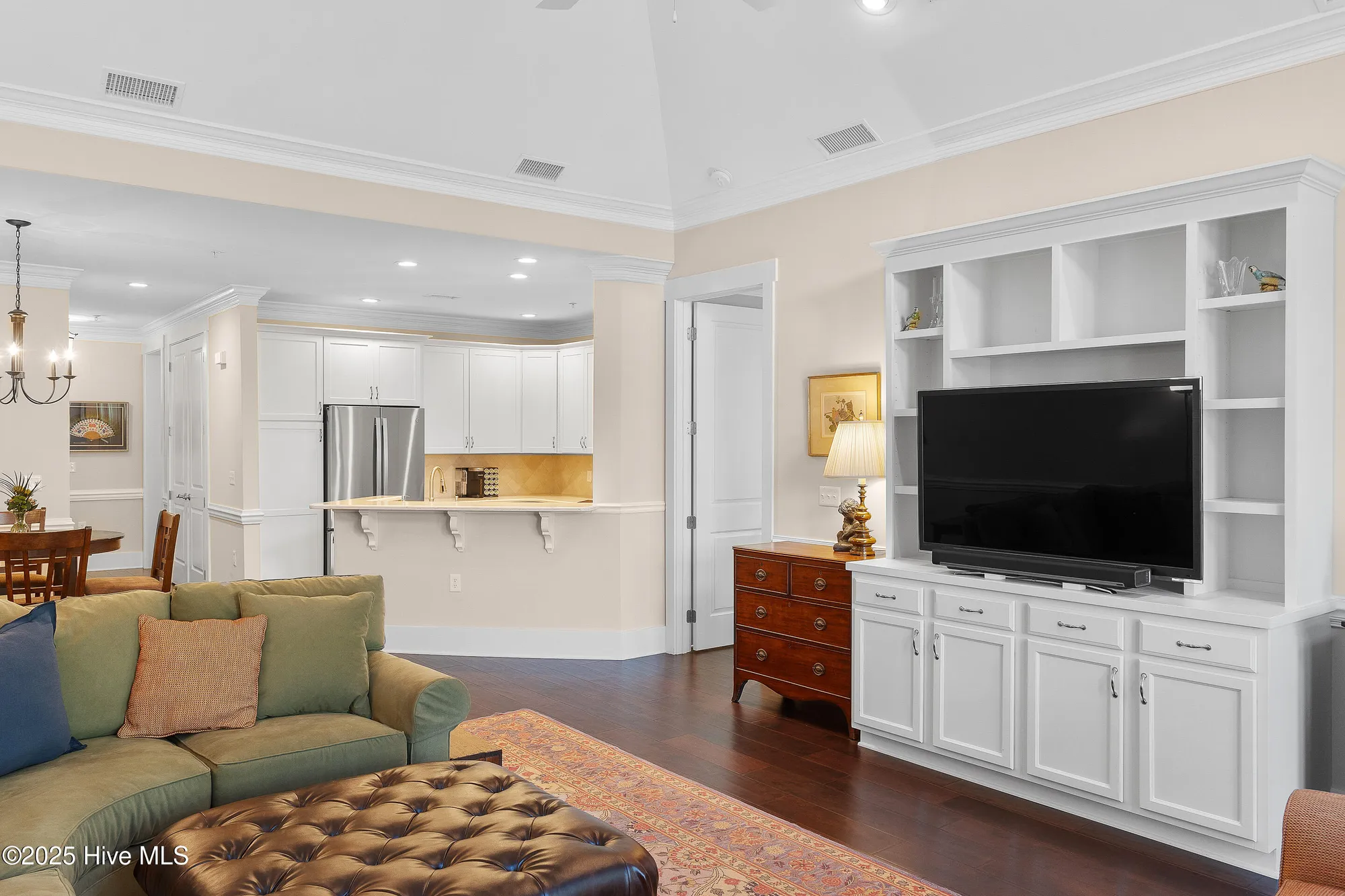 Property Slideshow image 10 of 44 | 2537 st james dr apt 1003, Southport, NC, 28461