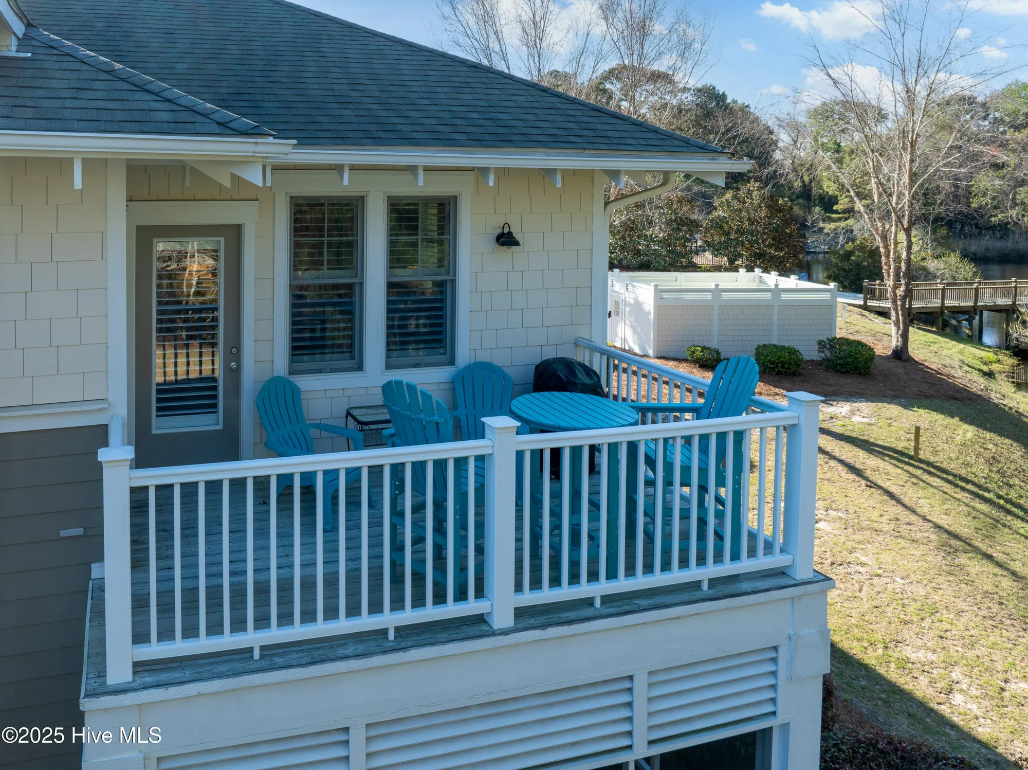 Property Slideshow image 14 of 44 | 2537 st james dr apt 1003, Southport, NC, 28461