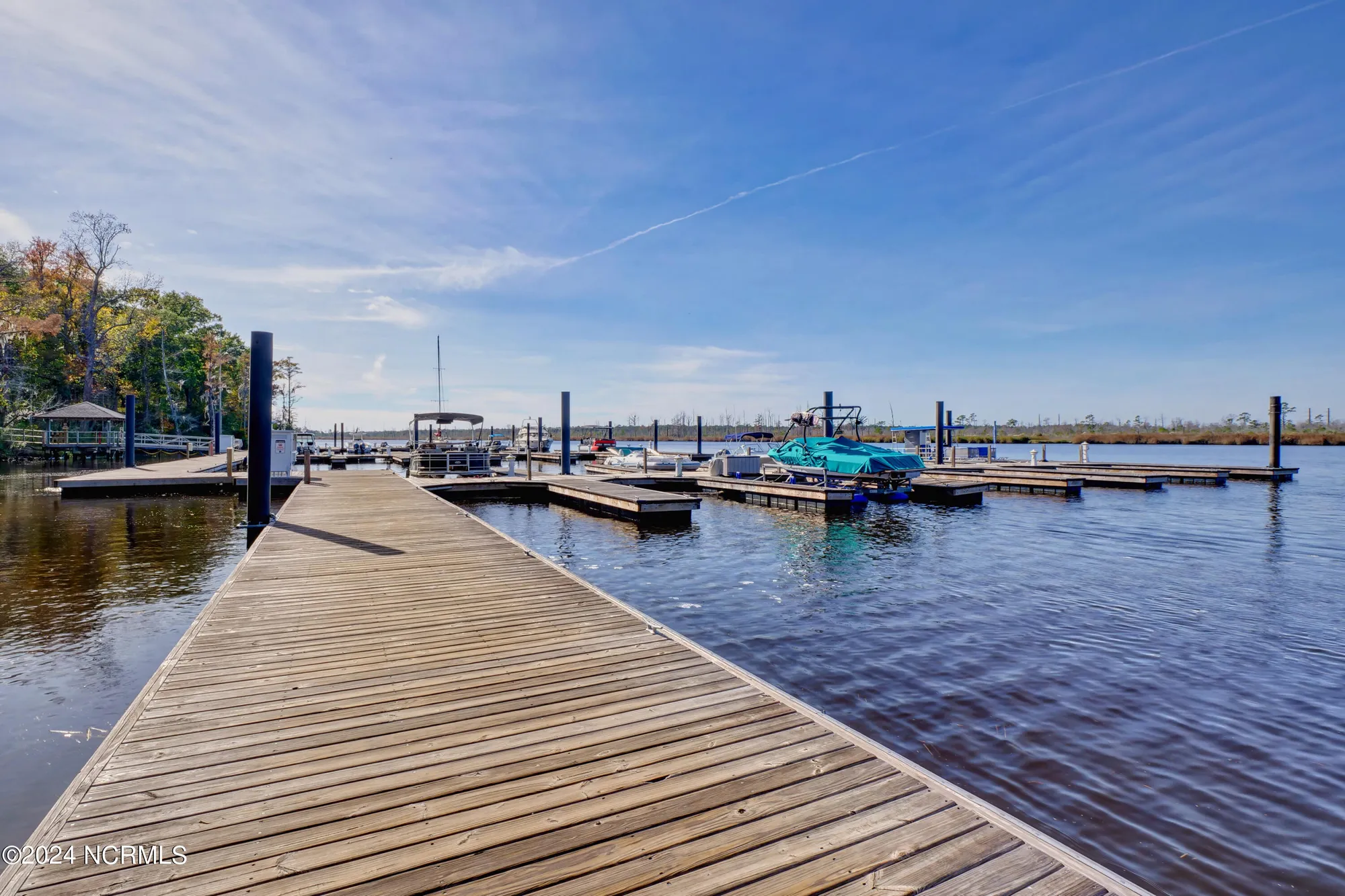 Property Slideshow image 79 of 90 | 3726 white cliffs dr, Castle Hayne, NC, 28429