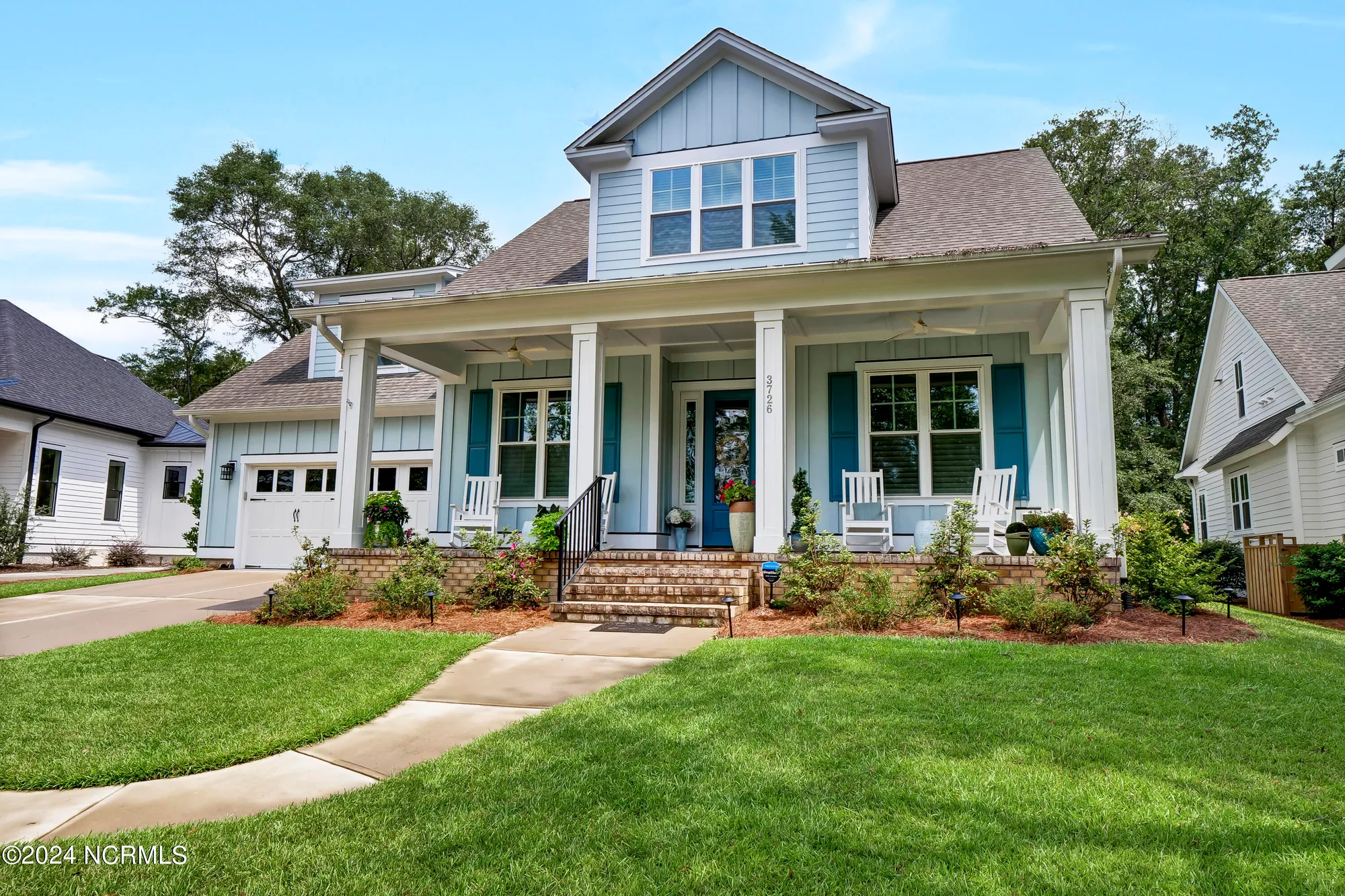 Property Slideshow image 2 of 90 | 3726 white cliffs dr, Castle Hayne, NC, 28429