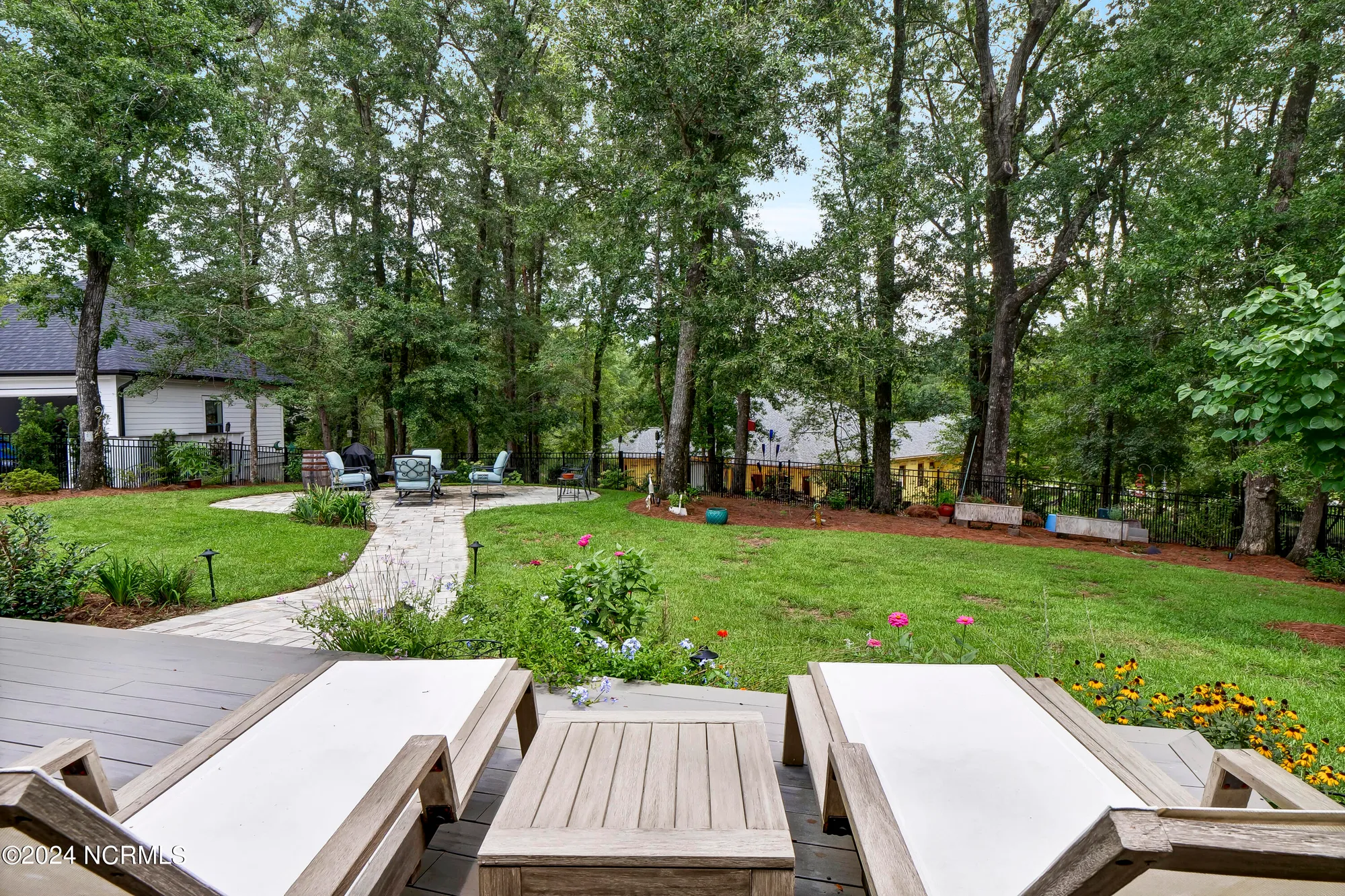 Property Slideshow image 43 of 90 | 3726 white cliffs dr, Castle Hayne, NC, 28429