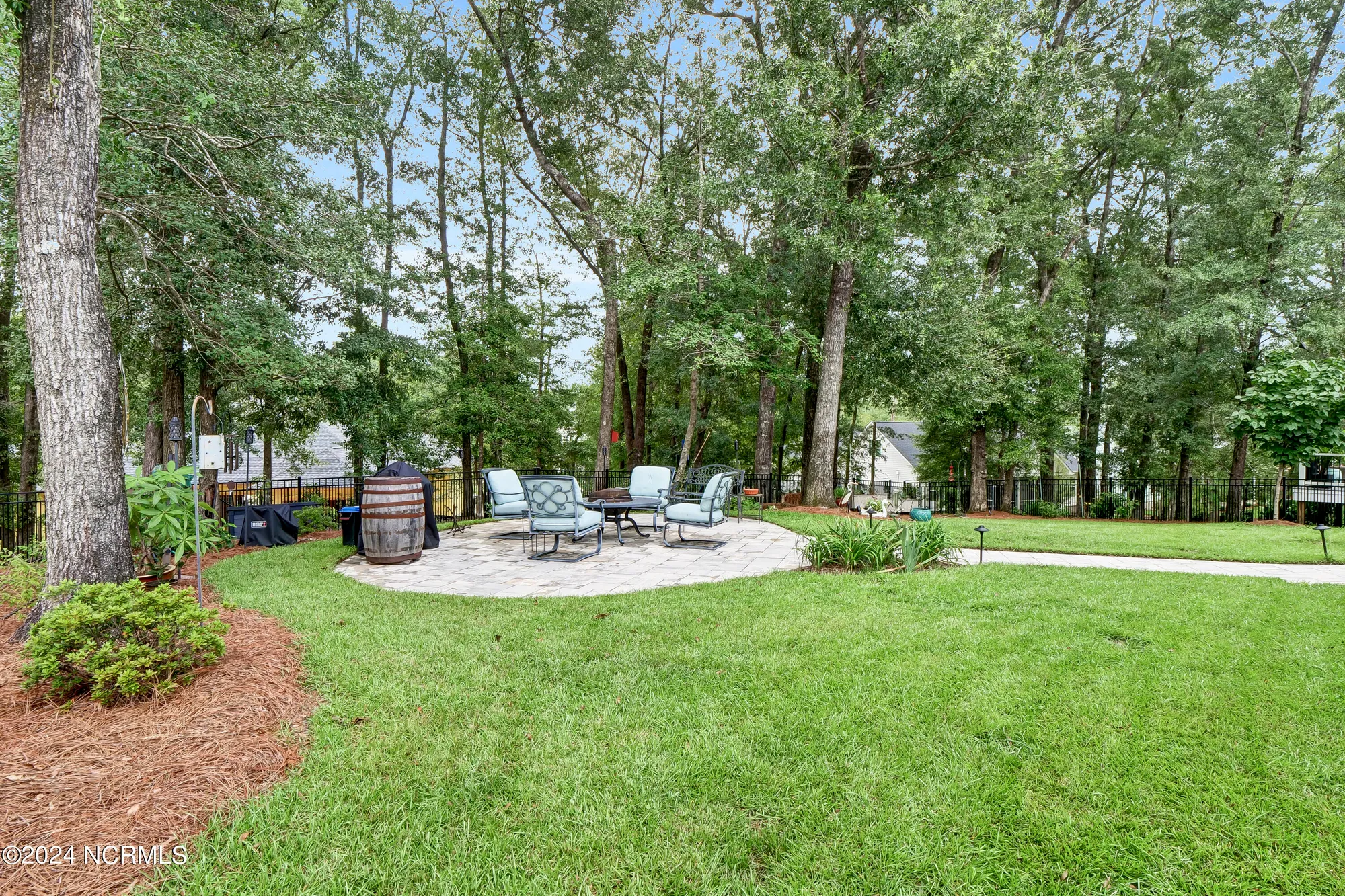 Property Slideshow image 48 of 90 | 3726 white cliffs dr, Castle Hayne, NC, 28429
