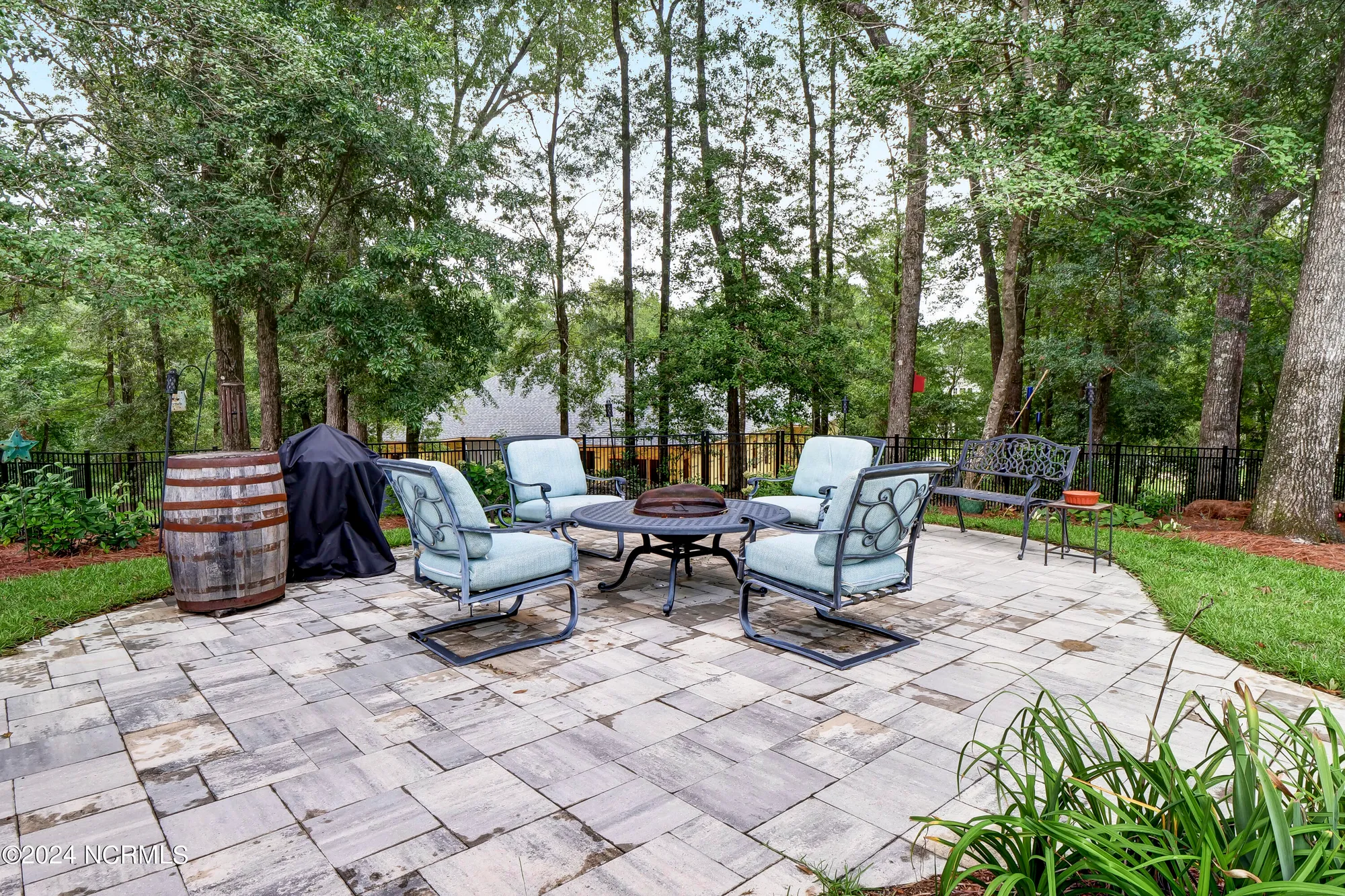 Property Slideshow image 50 of 90 | 3726 white cliffs dr, Castle Hayne, NC, 28429