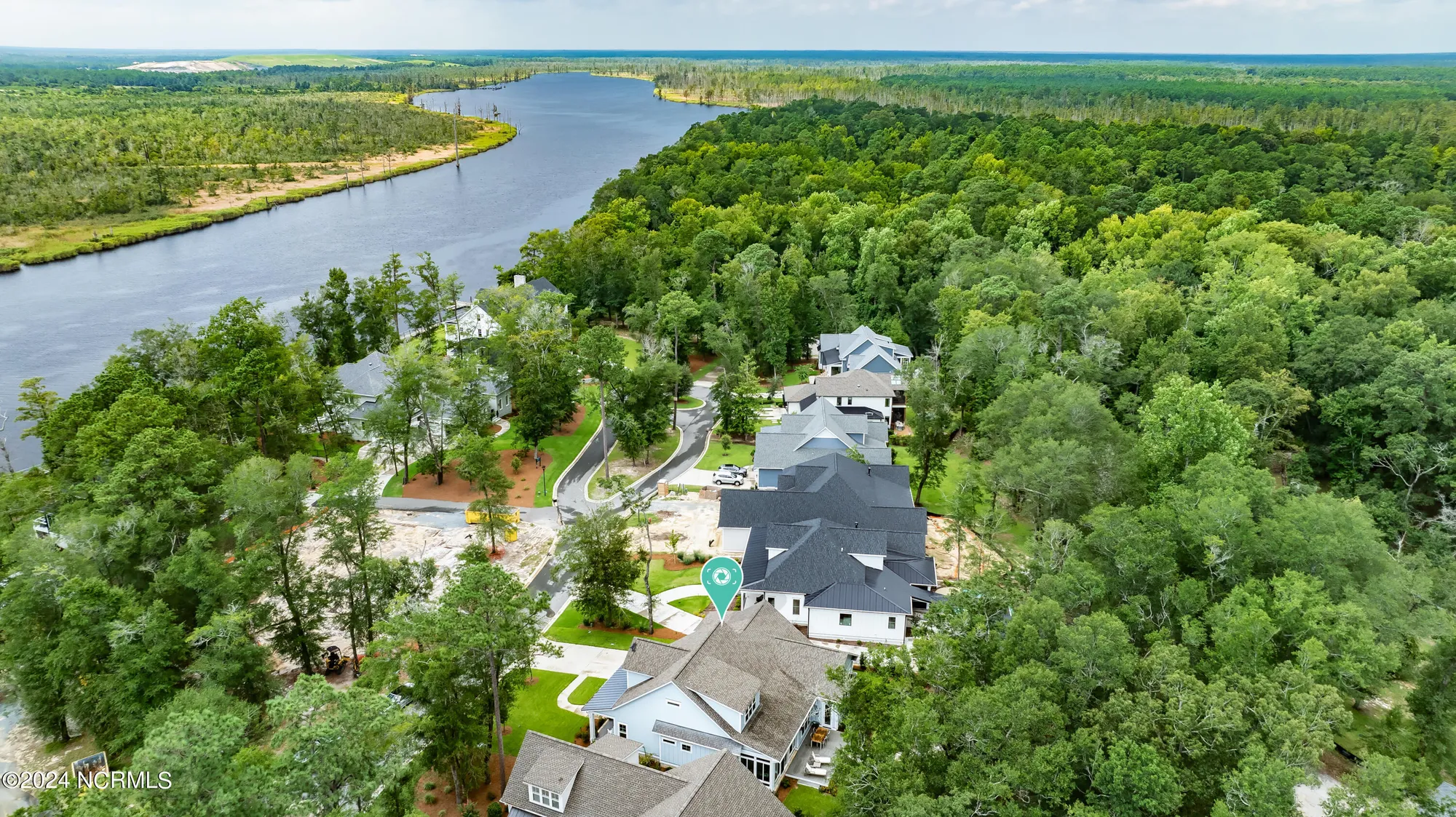 Property Slideshow image 58 of 90 | 3726 white cliffs dr, Castle Hayne, NC, 28429