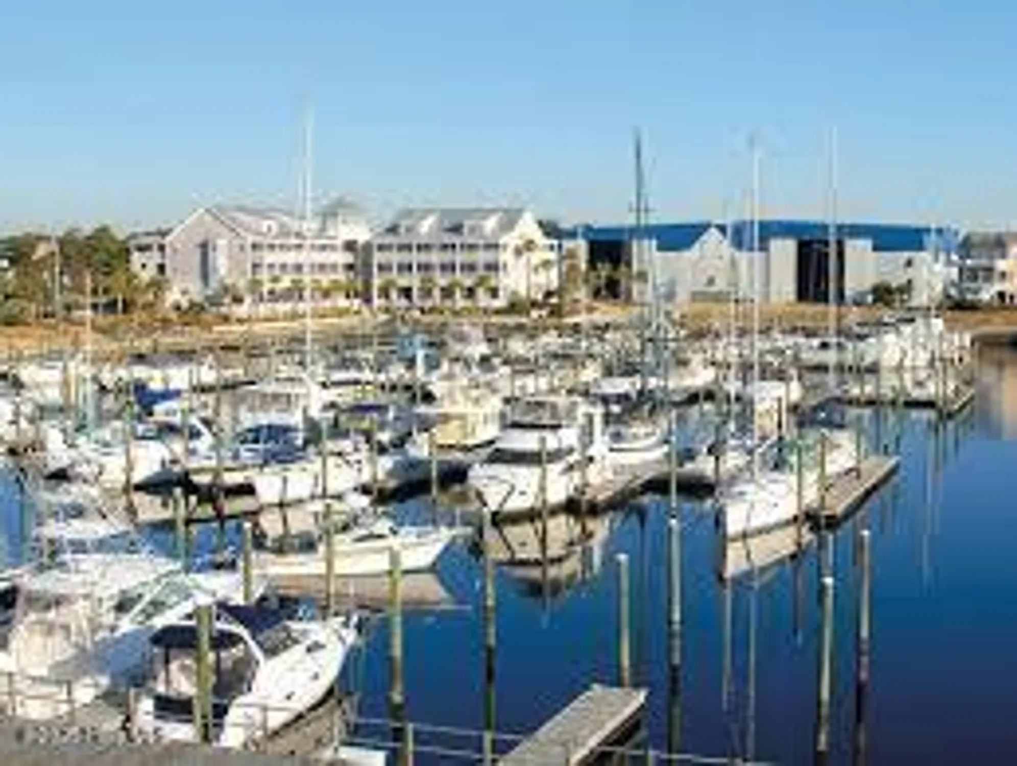 Property Slideshow image 5 of 9 | 2571 st james dr # f6, Southport, NC, 28461