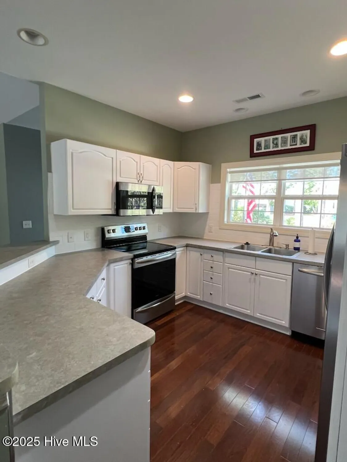 Property Slideshow image 20 of 77 | 4144 amblestone way, Southport, NC, 28461