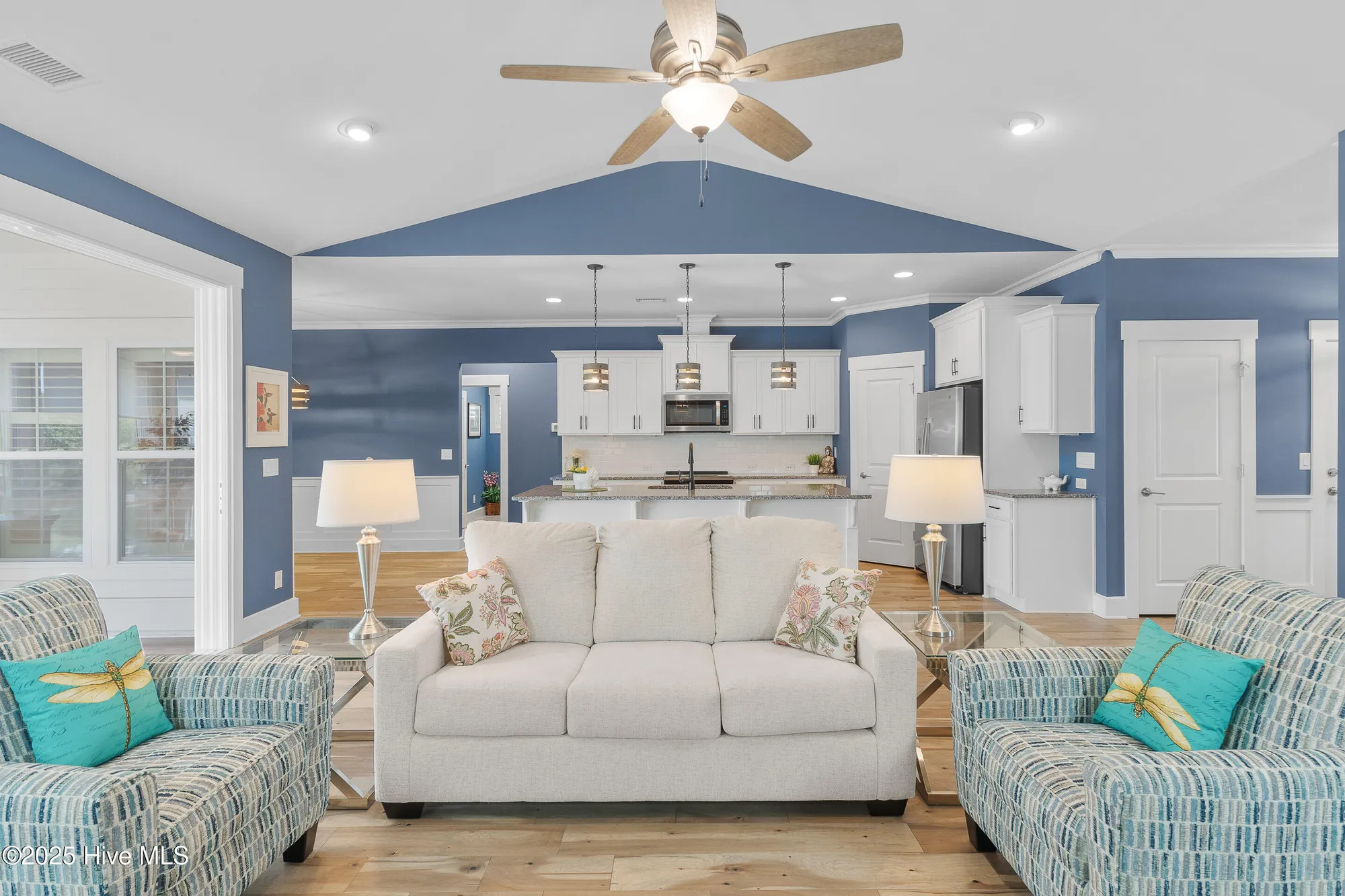 Property Slideshow image 11 of 37 | 3680 battery ln, Southport, NC, 28461