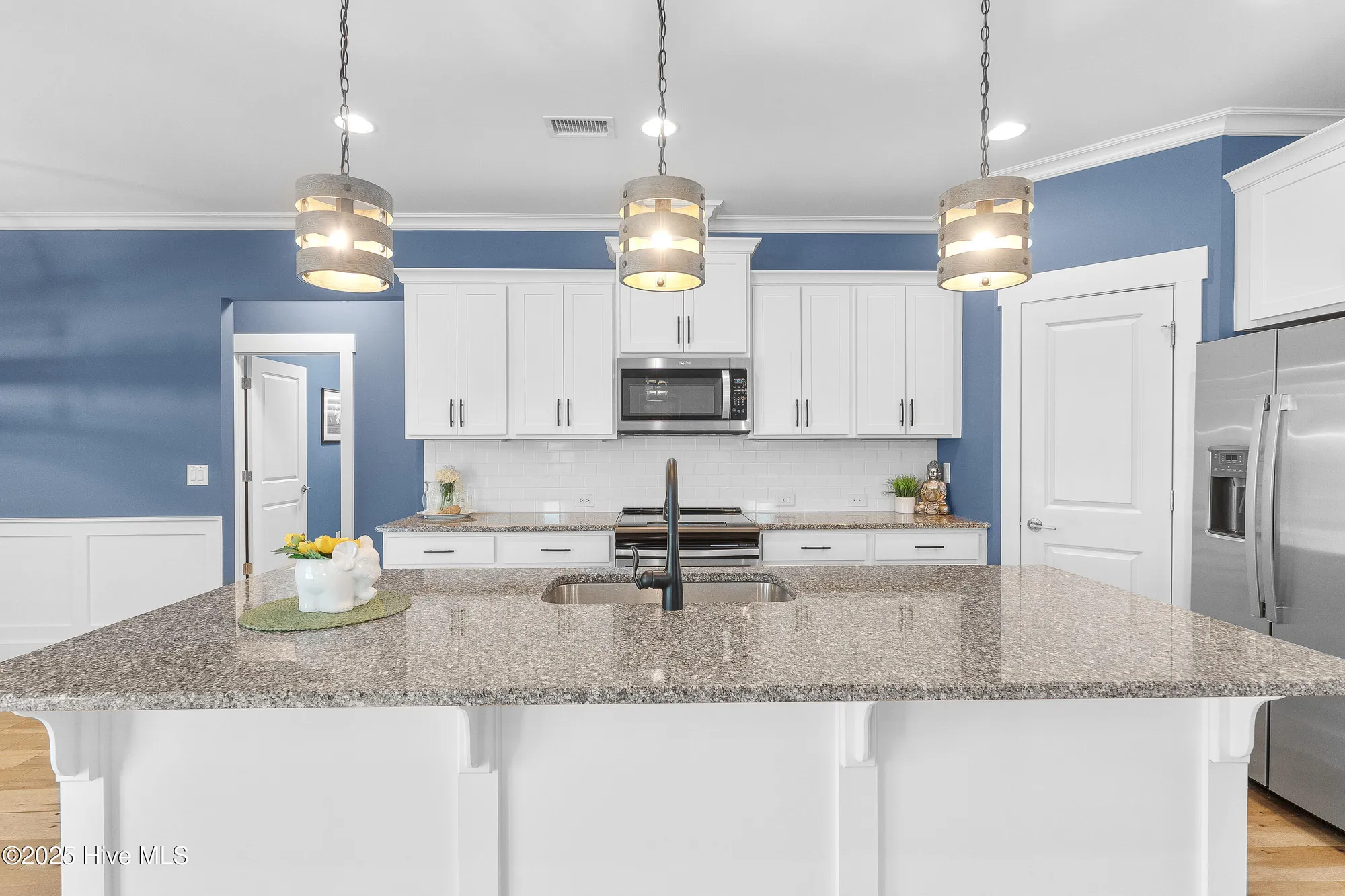 Property Slideshow image 14 of 37 | 3680 battery ln, Southport, NC, 28461